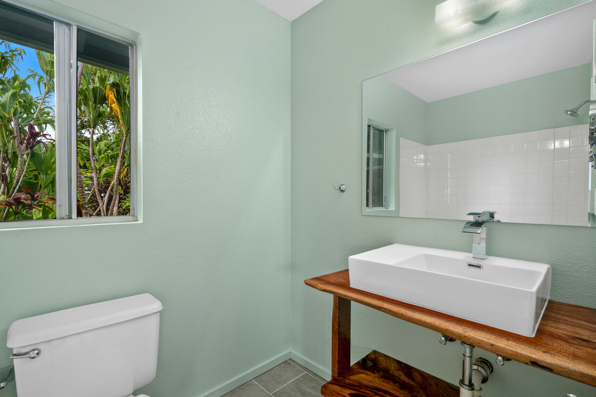 408 Molo St Property Photo 13