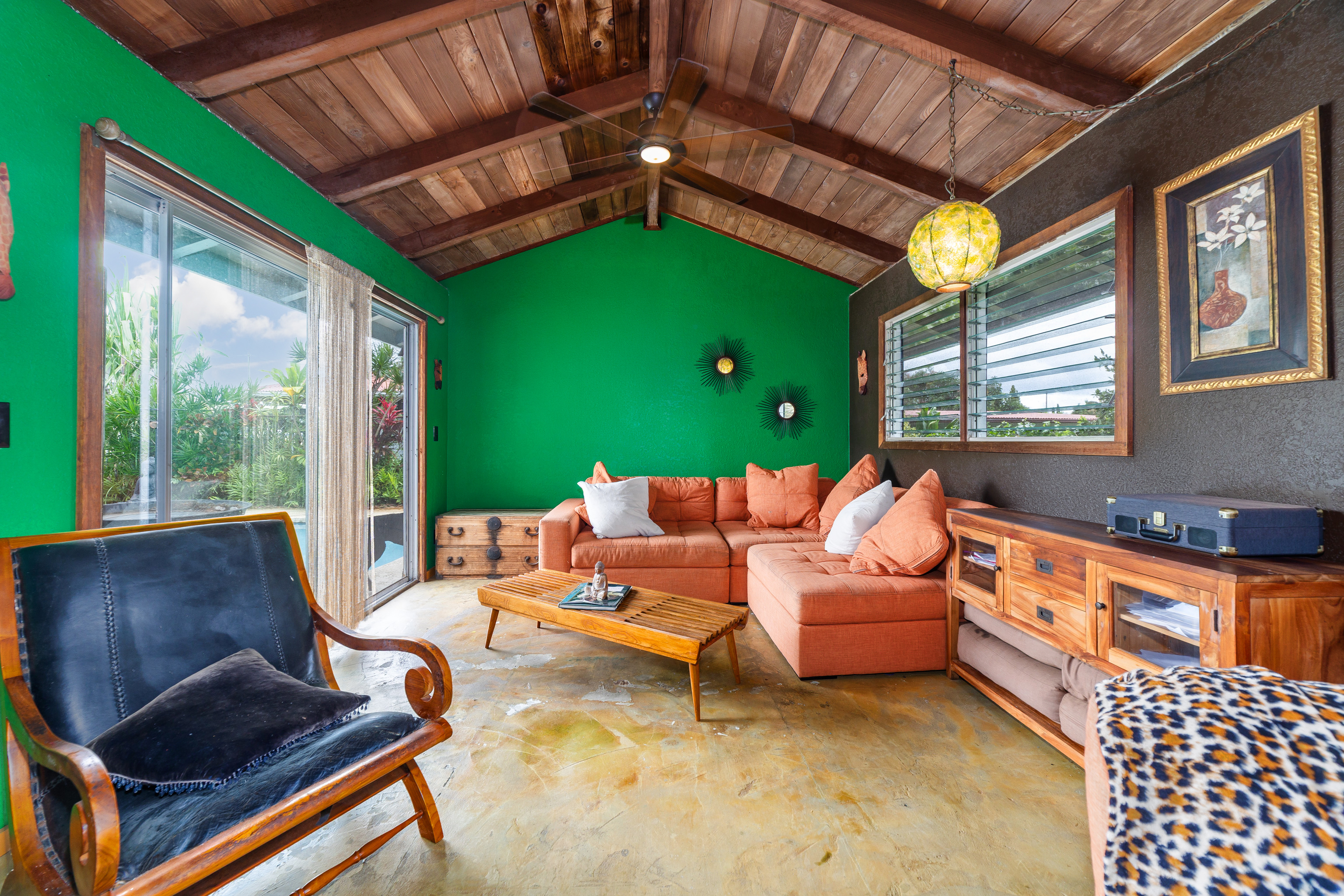 1700 Mona Loop Property Photo 3