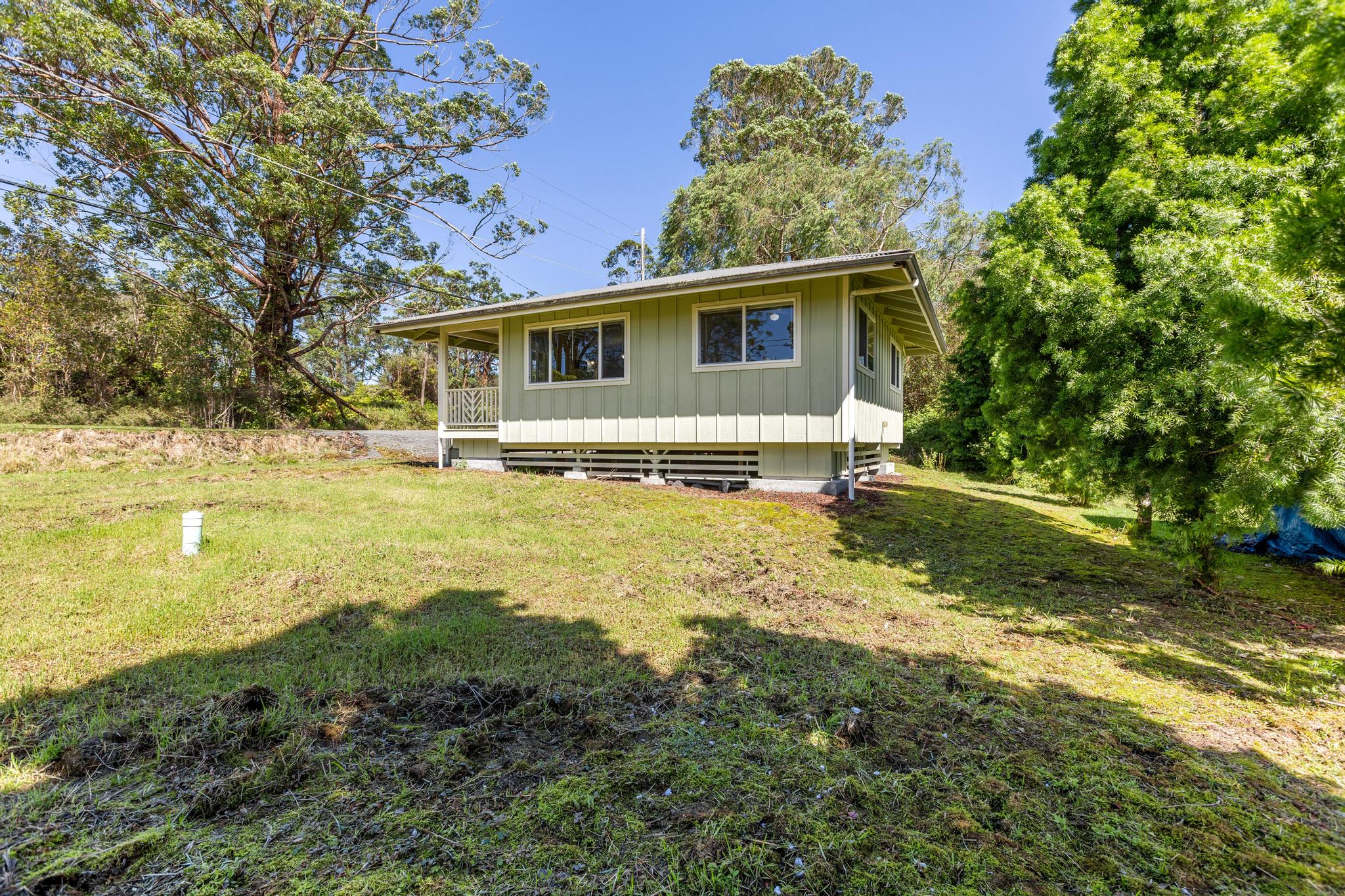 18-4084 Haumalu St Property Photo 3