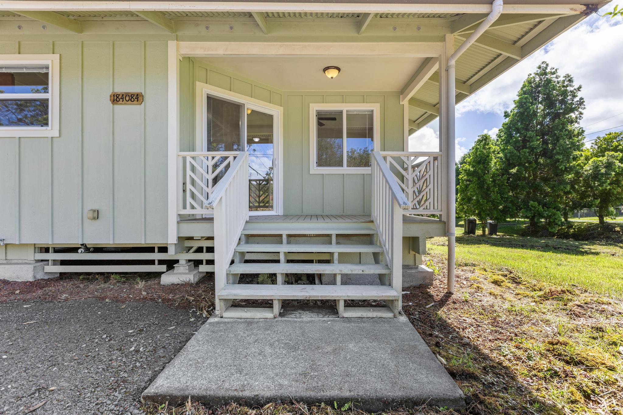 18-4084 Haumalu St Property Photo 7