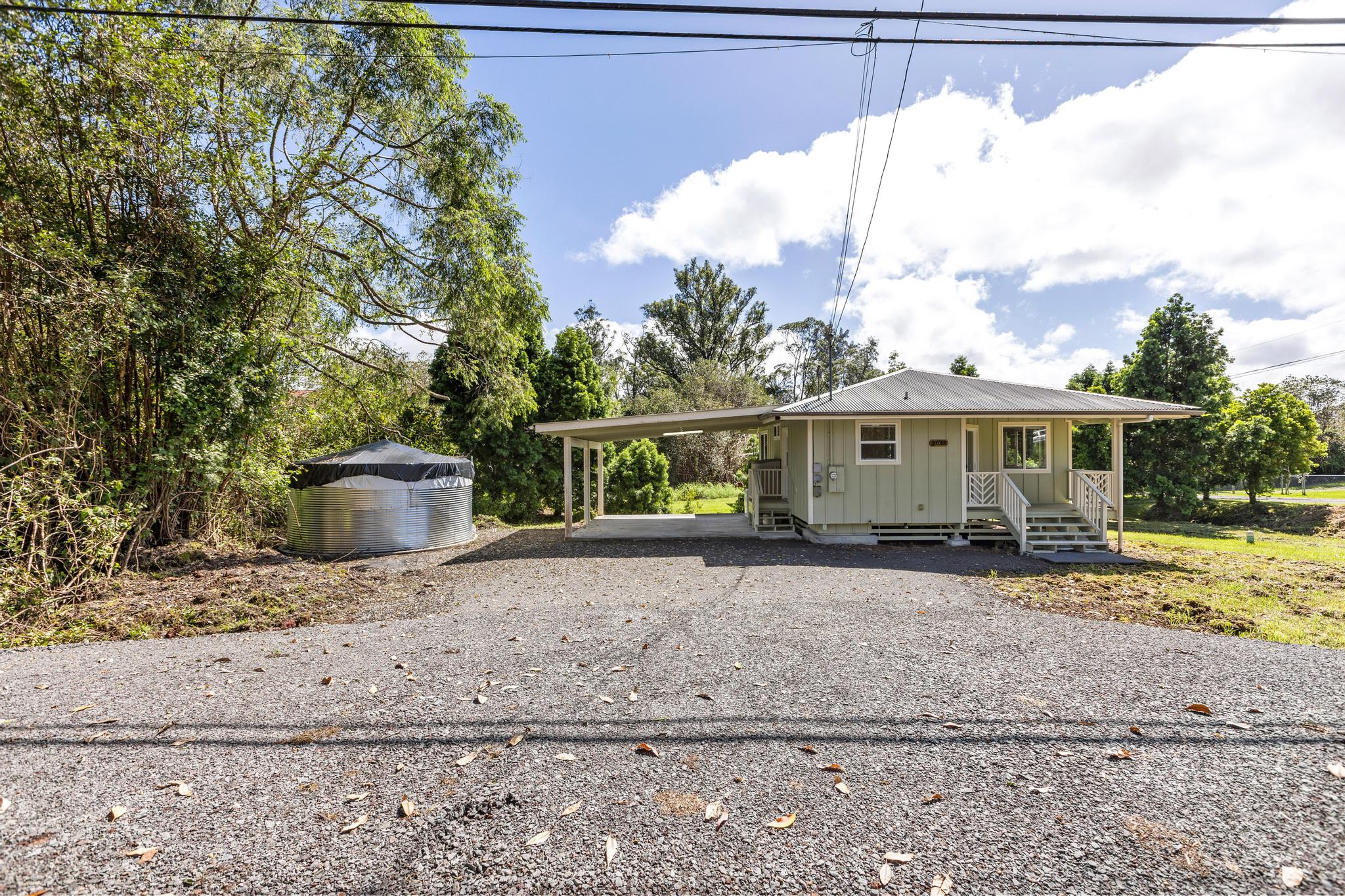 18-4084 Haumalu St Property Photo 11