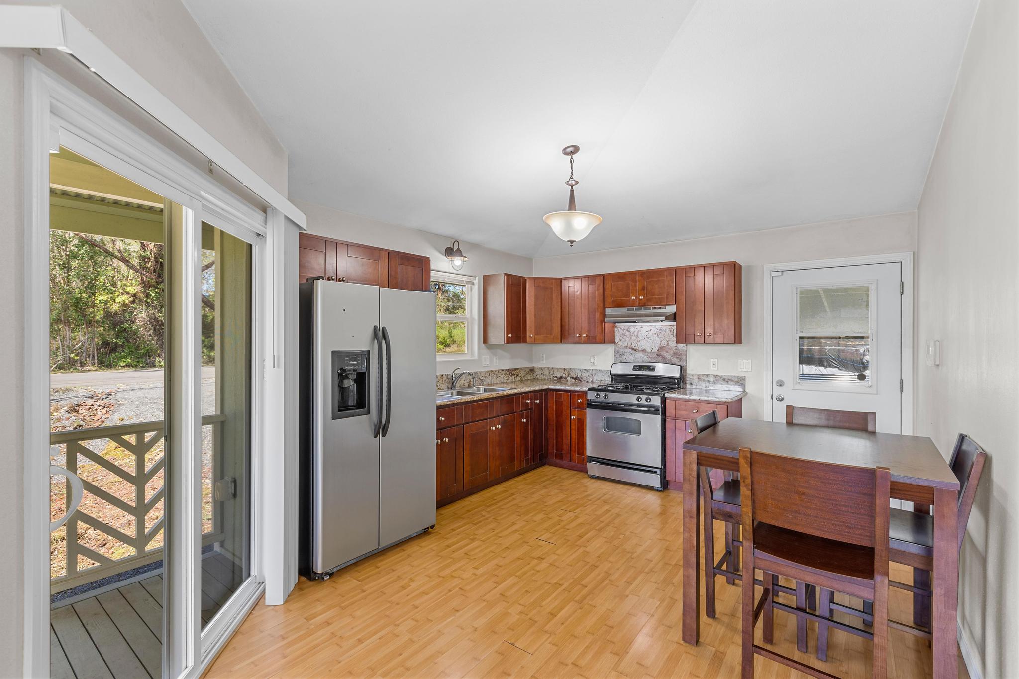 18-4084 Haumalu St Property Photo 12
