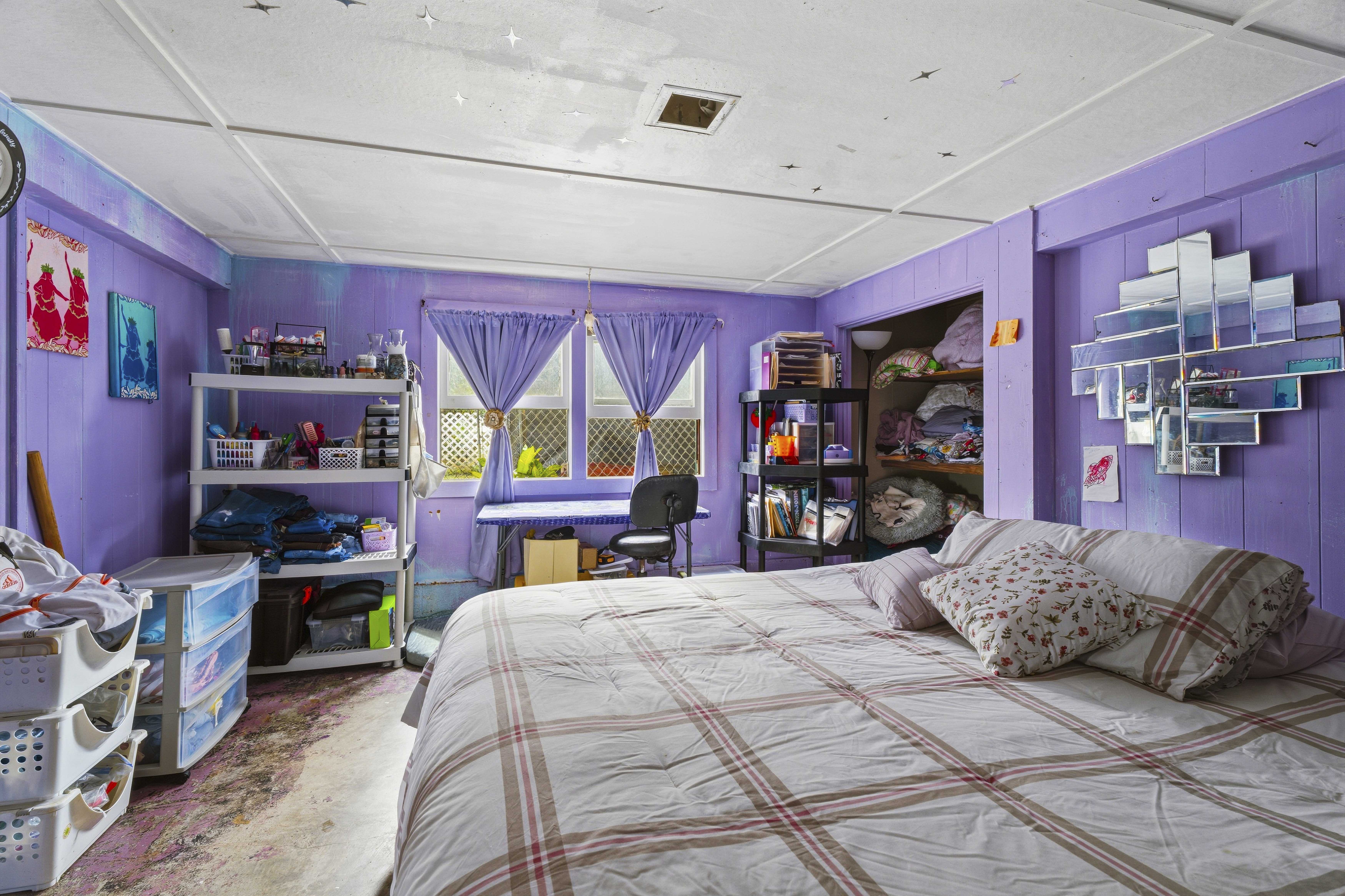 1704 Kinoole St Property Photo 17