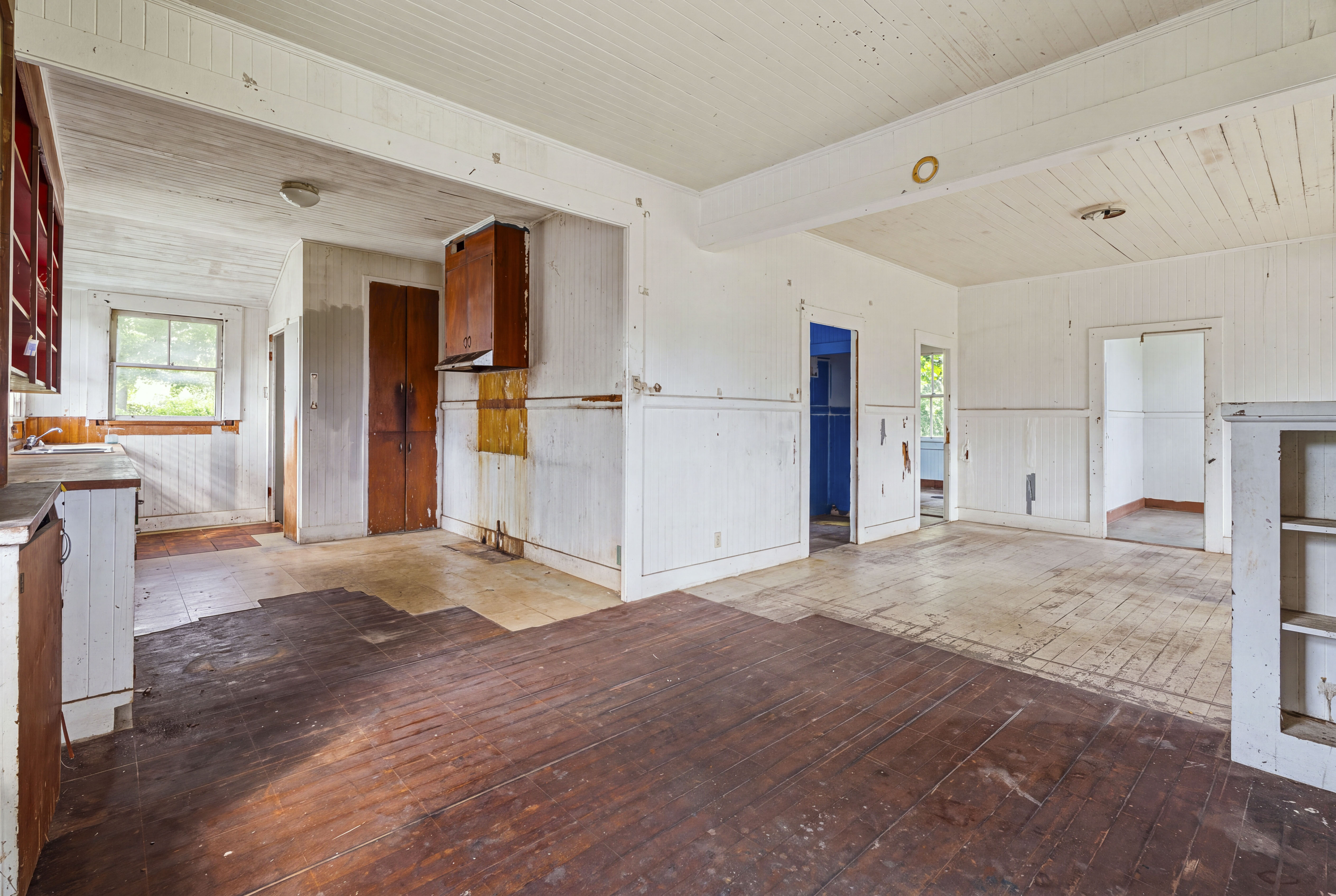 1704 Kinoole St Property Photo 18