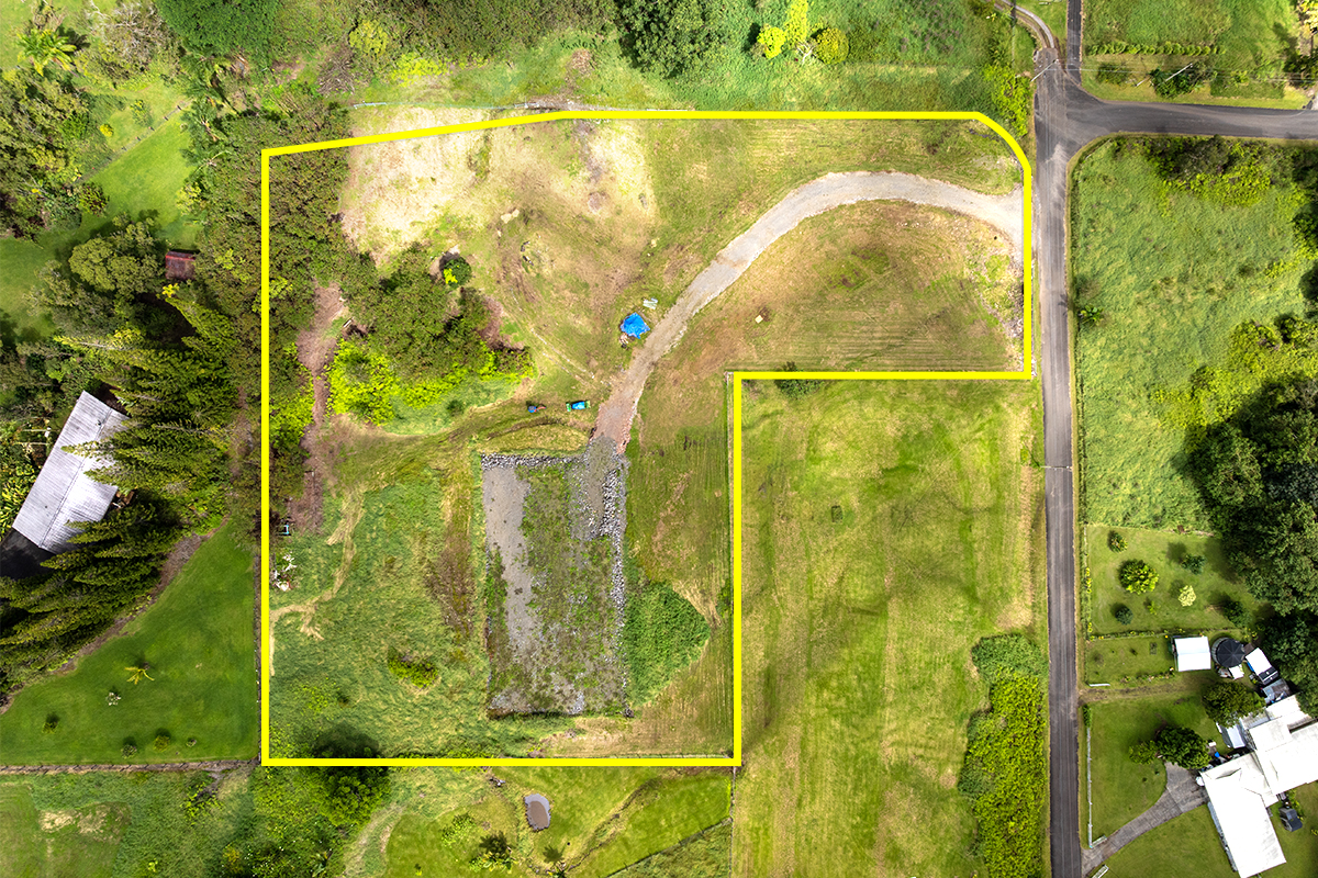 4049 Lanipolua Place Property Photo 1