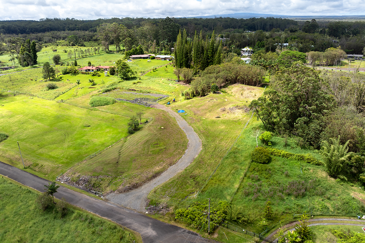 4049 Lanipolua Place Property Photo 23