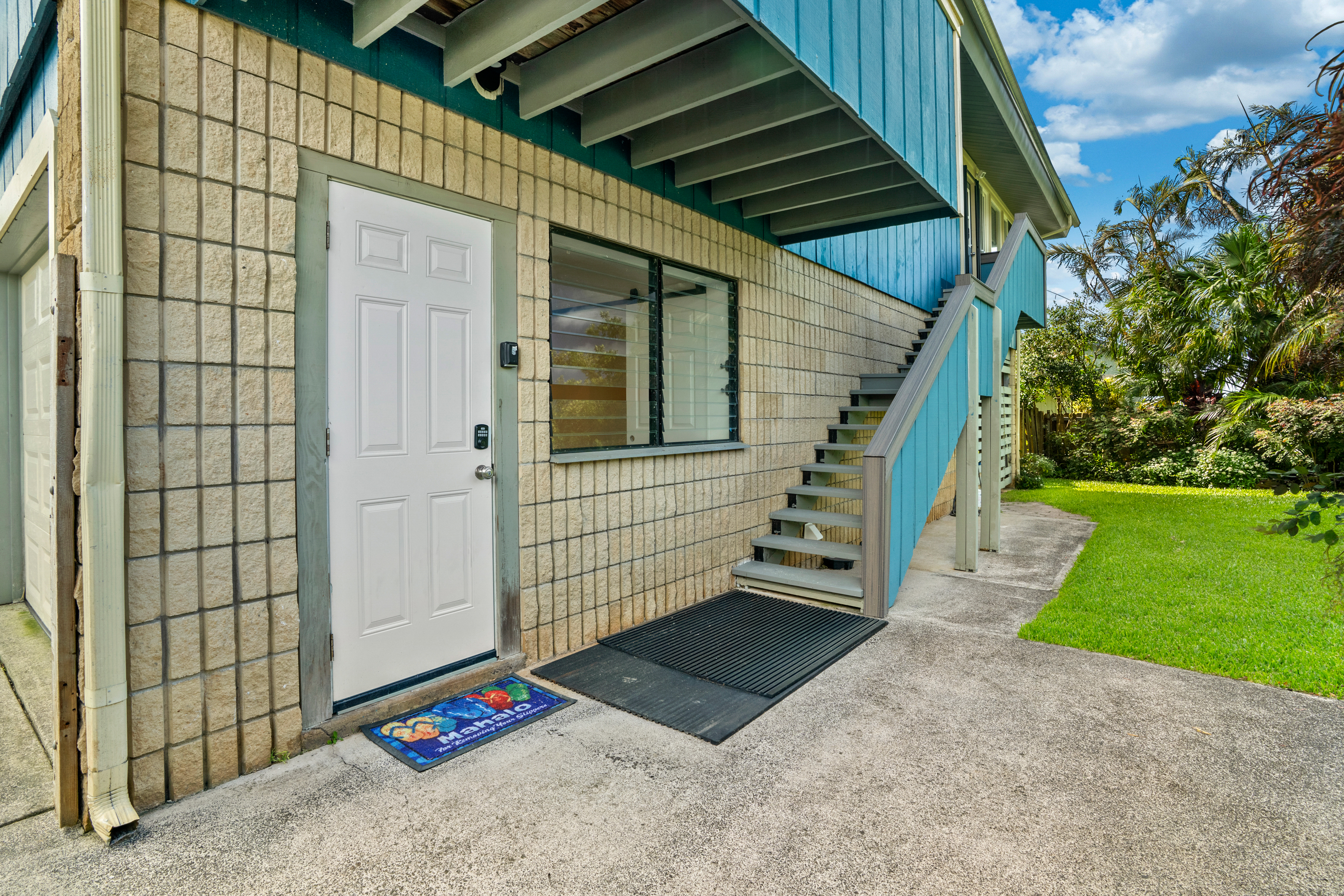 4185 Omao Rd A Property Photo 9