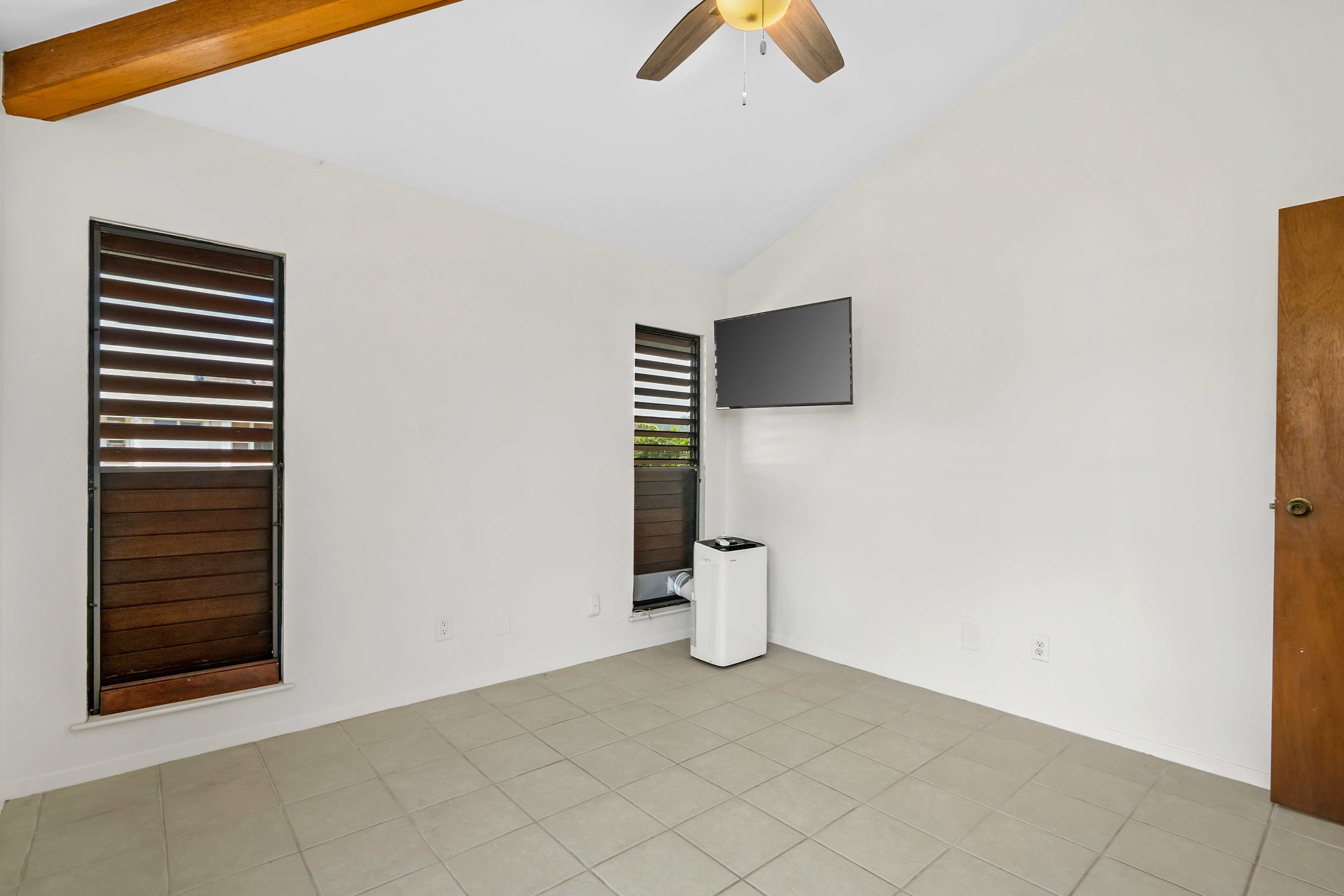 4185 Omao Rd A Property Photo 11