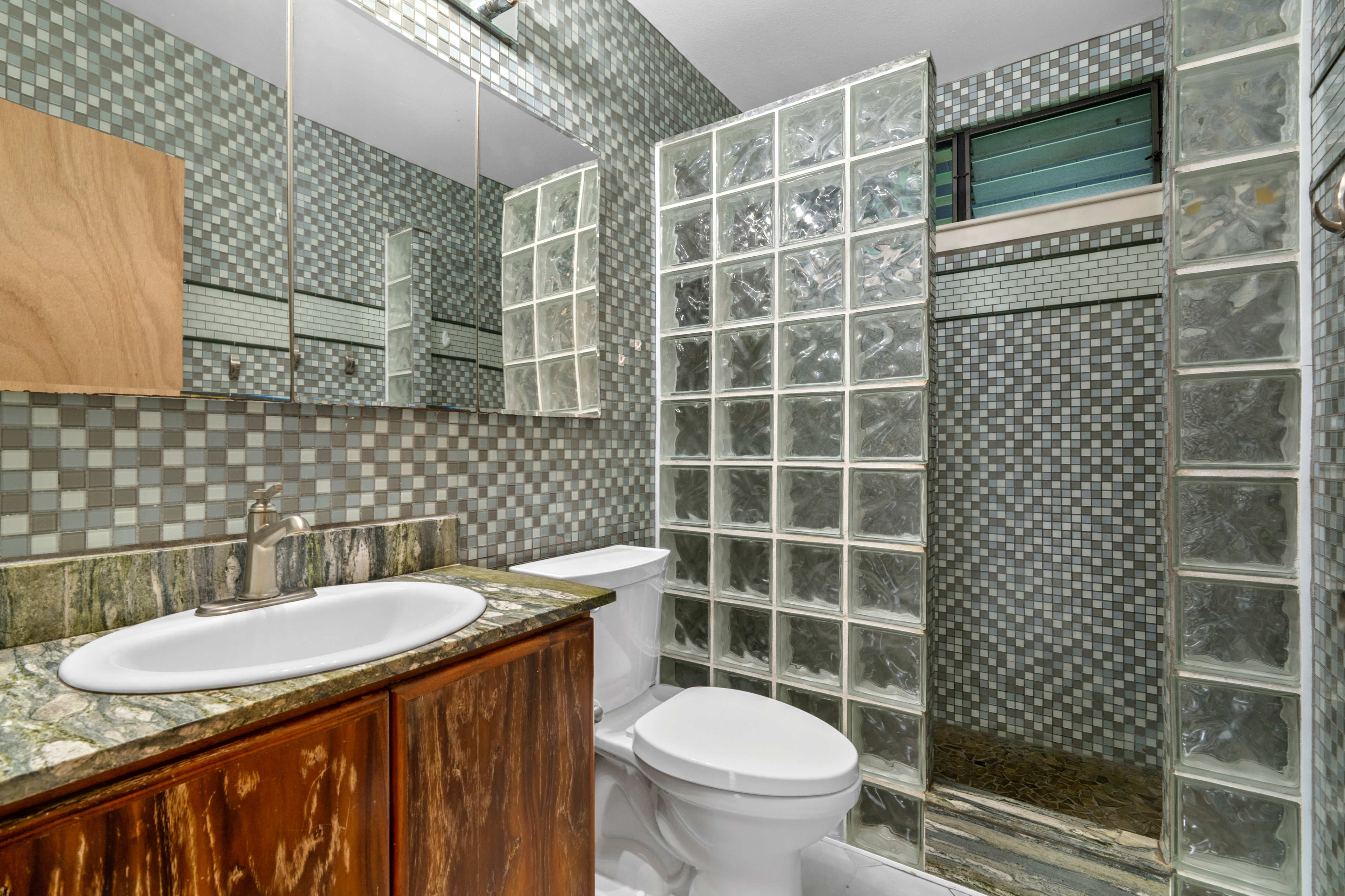 4185 Omao Rd A Property Photo 14
