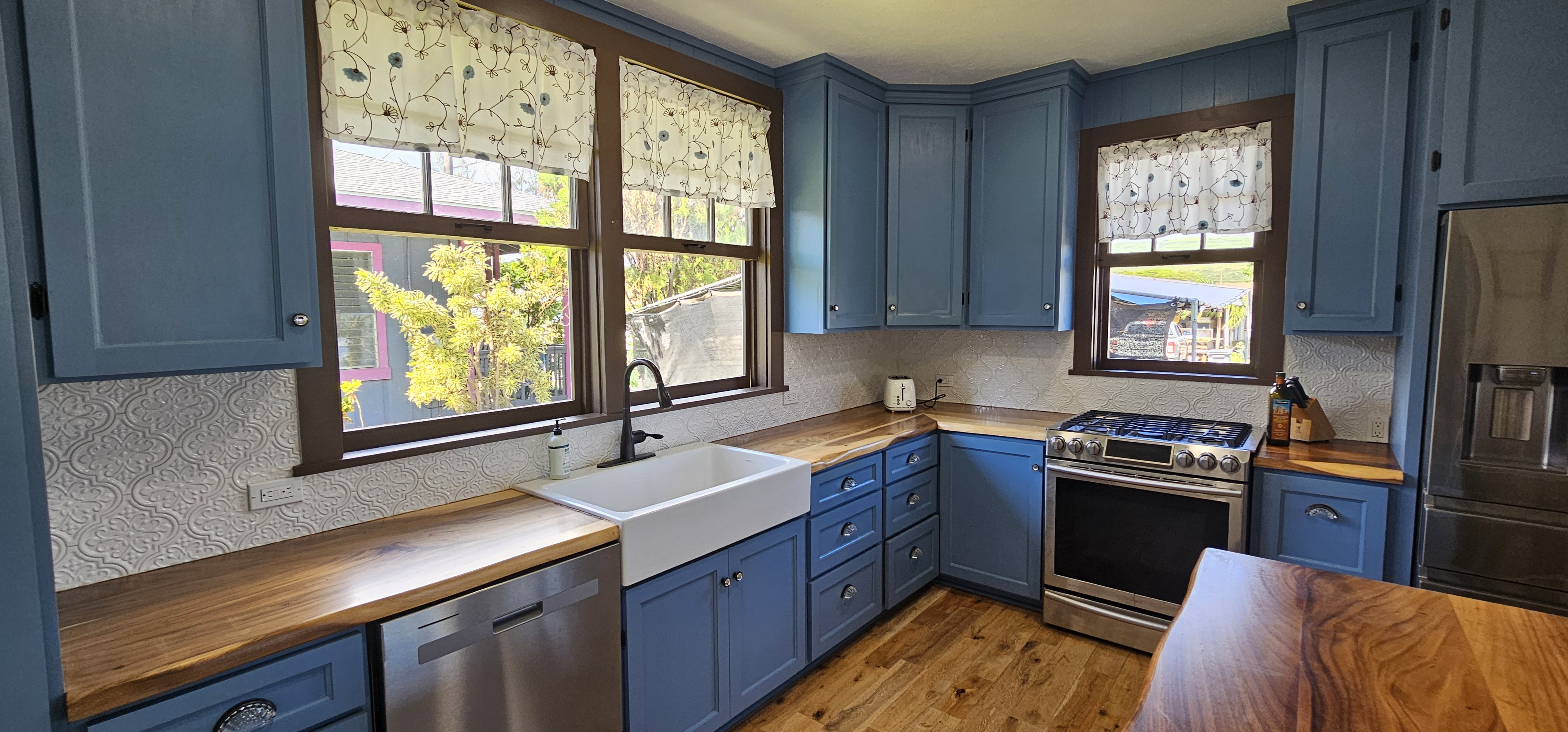 8506 Kopaa St Property Photo 4