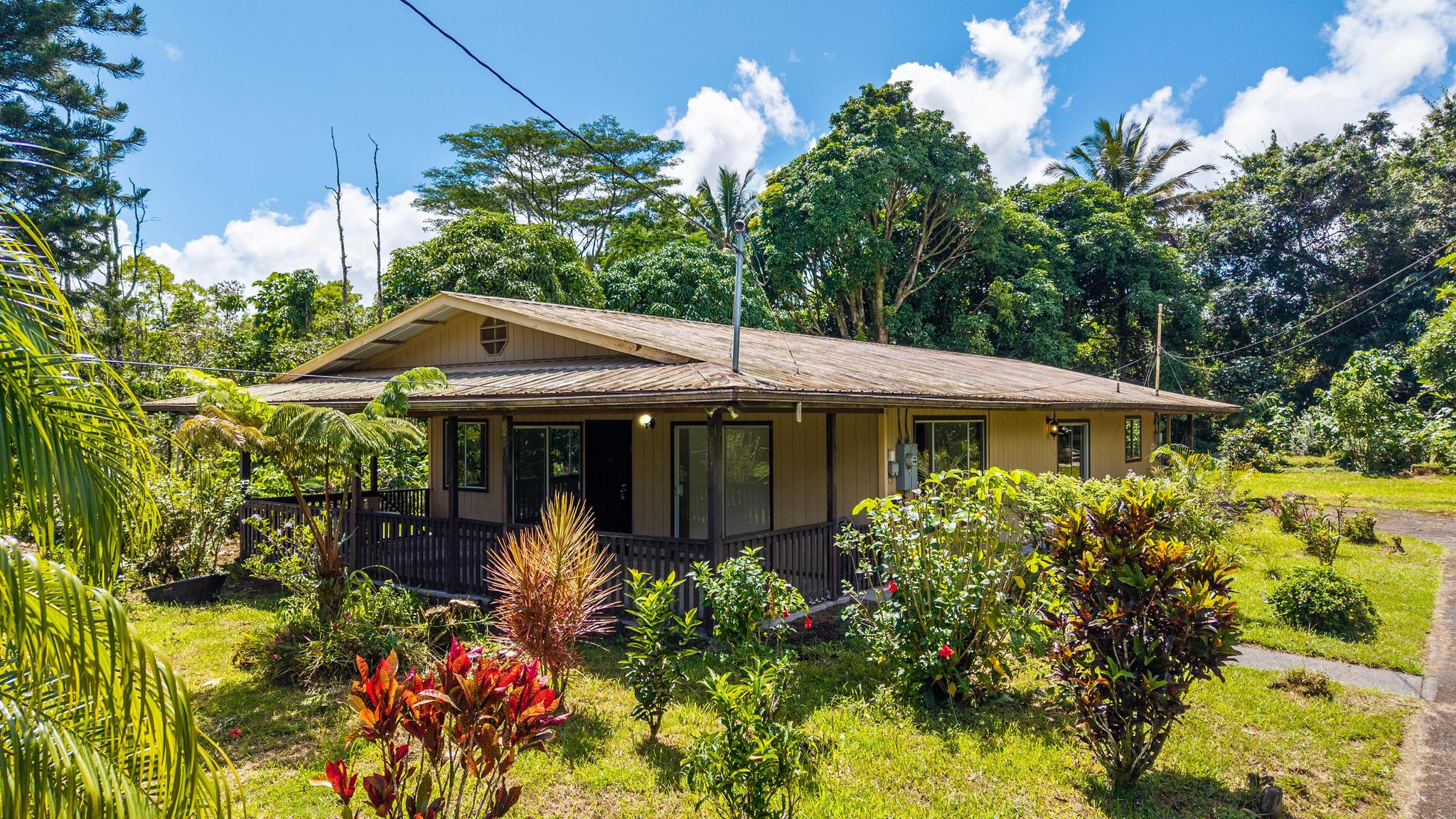 15-2786 Kawakawa St Property Photo 1