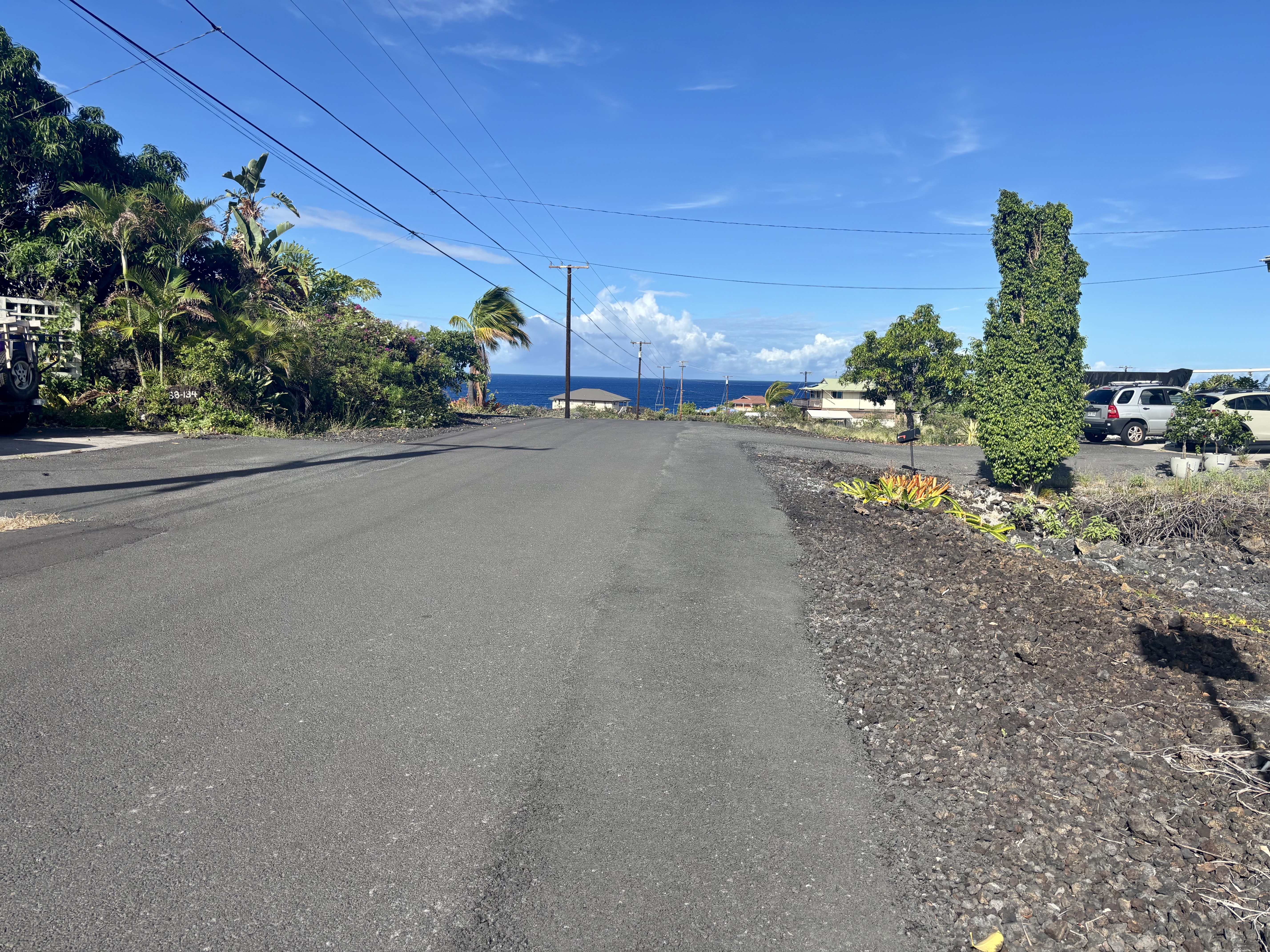 Aoao Ave Property Photo 3