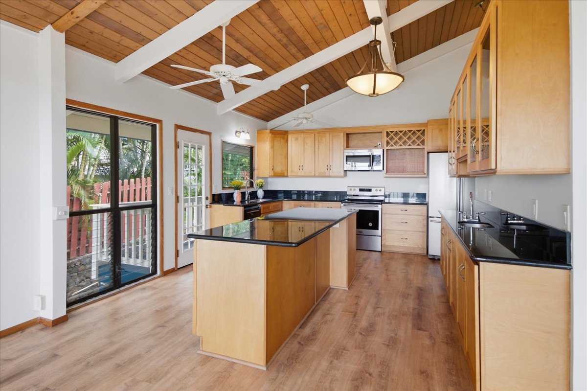 75-5784 Nele Pl Property Photo 10
