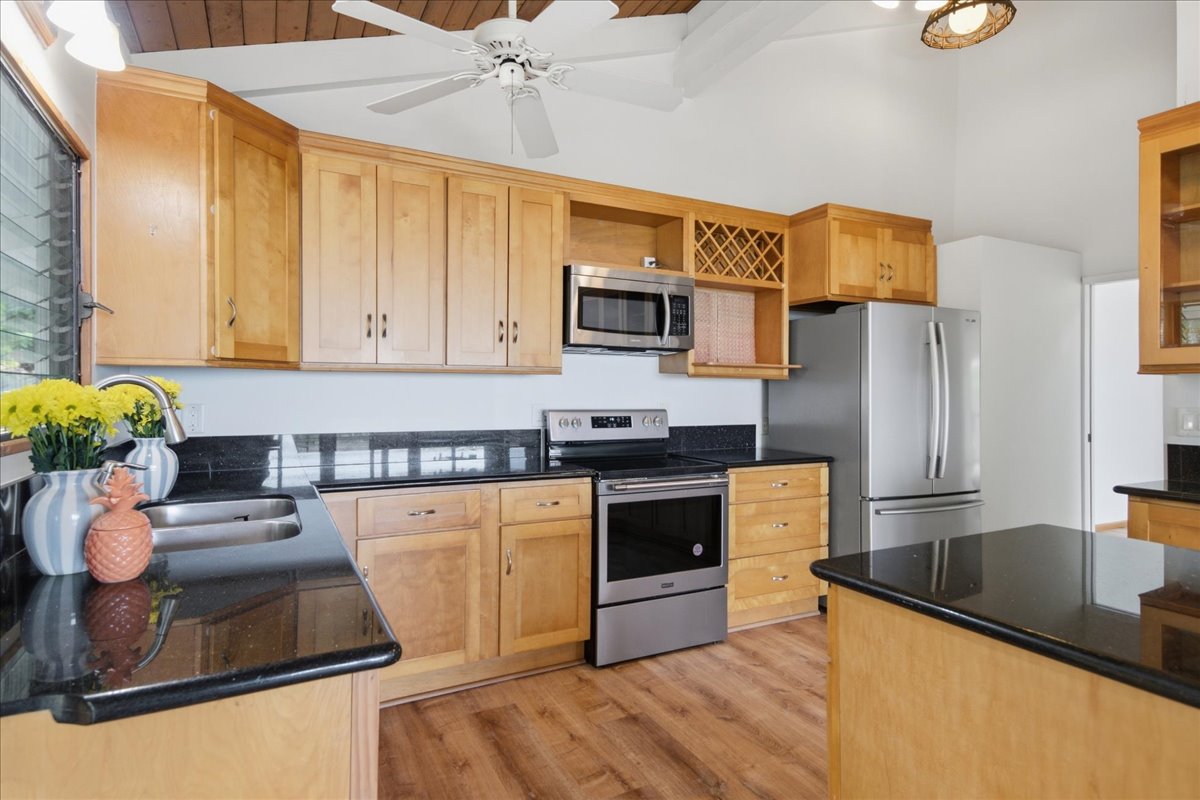 75-5784 Nele Pl Property Photo 11