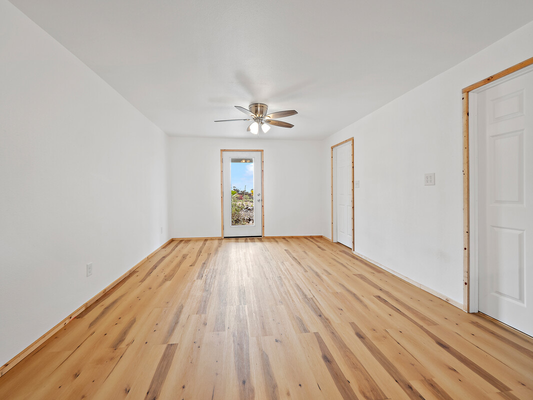 92-8215 Bamboo Ln Property Photo 5