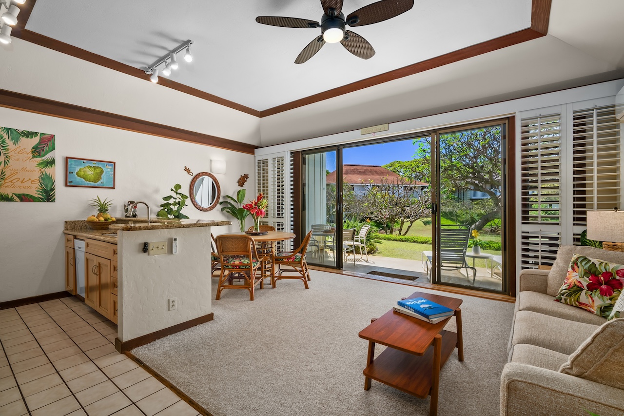 2253 POIPU RD 58 Property Photo 1