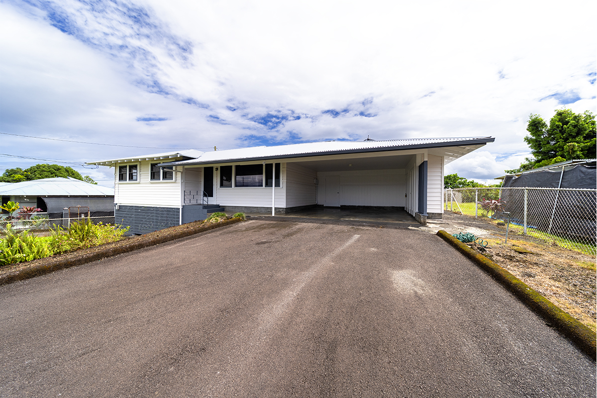 33 AWAPUHI ST Property Photo 1