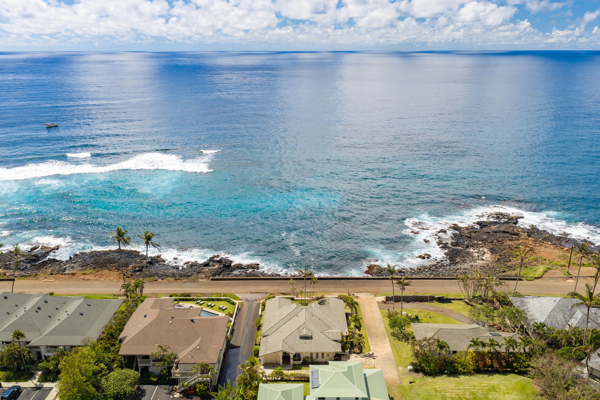 2574 Hoonani Rd B Property Photo 4