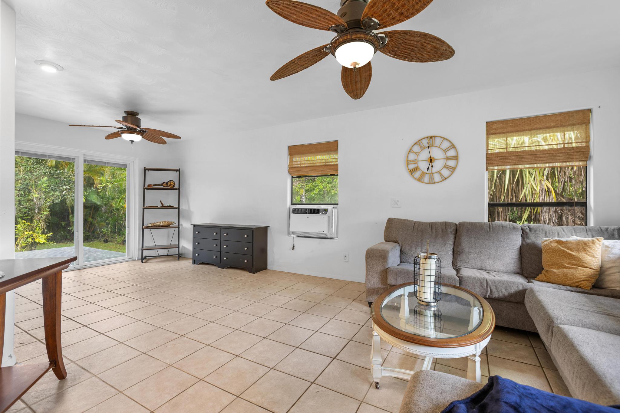 15-1126 Railroad Ave Property Photo 6