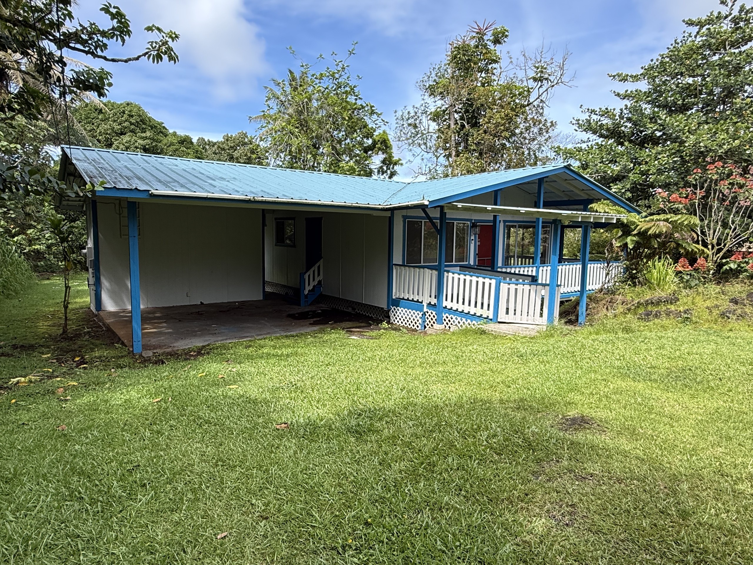 15-2737 Lai St Property Photo 2