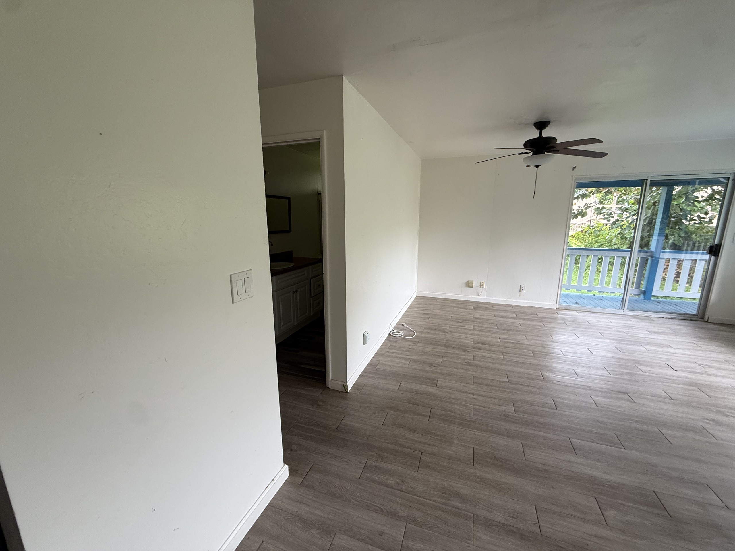 15-2737 Lai St Property Photo 6