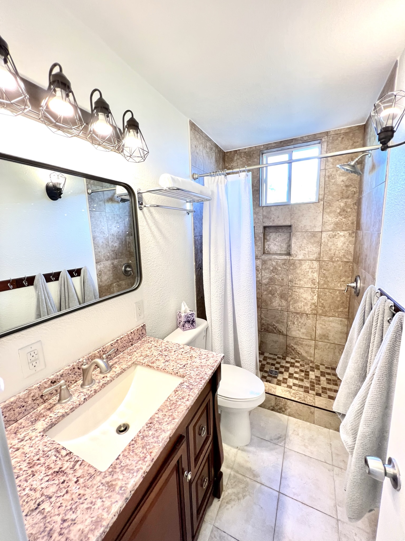 74-5618 Palani Rd E8 Property Photo 15