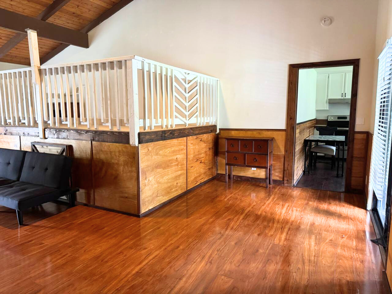 17-733 Ala Loop Property Photo 4