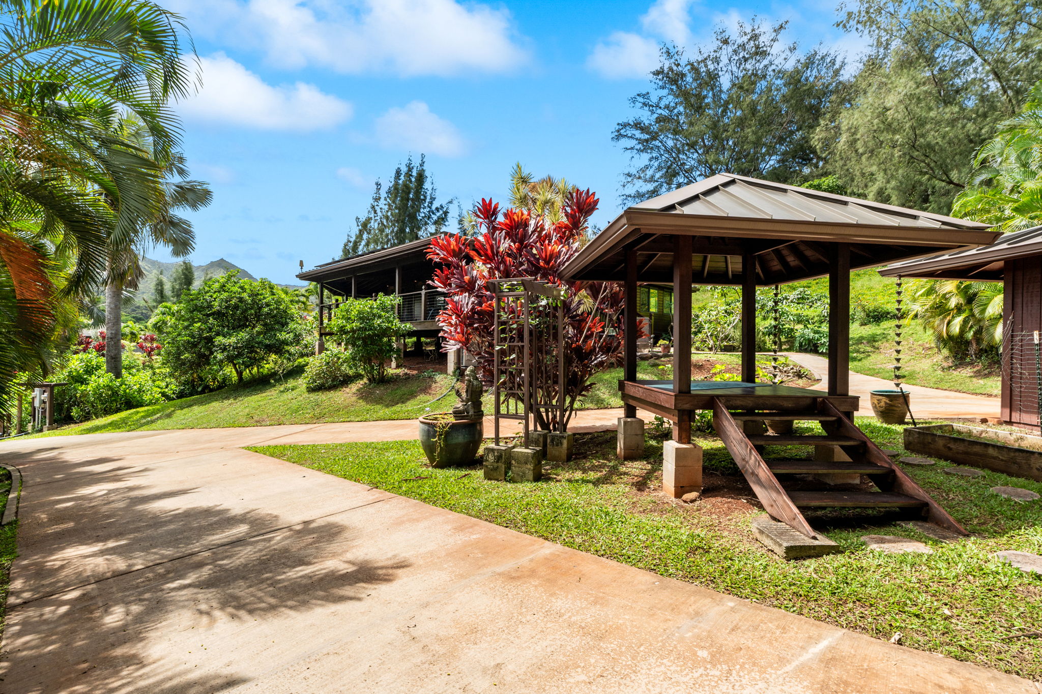 6770-m Koolau Rd Property Photo 3