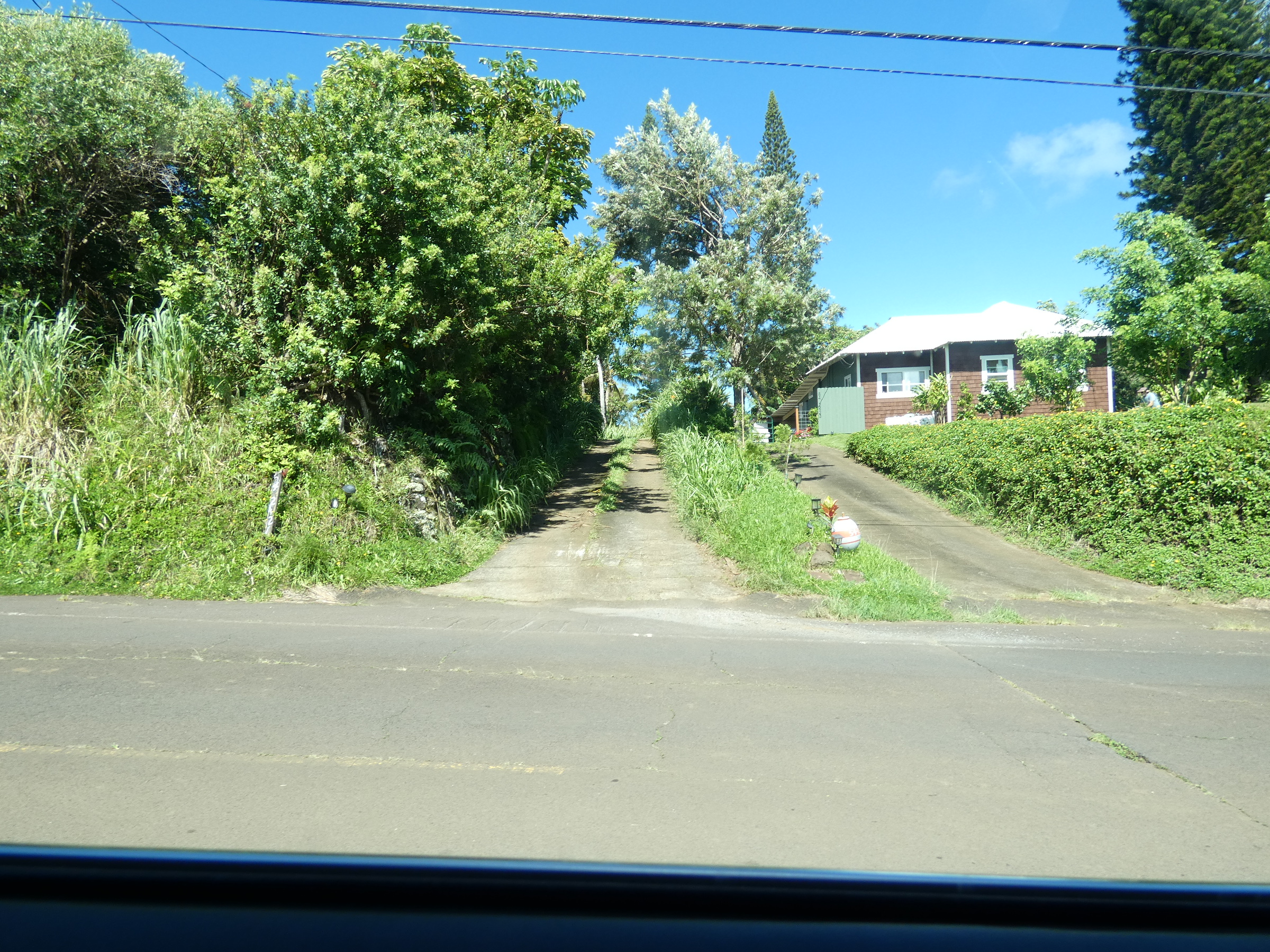 54-2421 Kynnersley Rd Property Photo 1