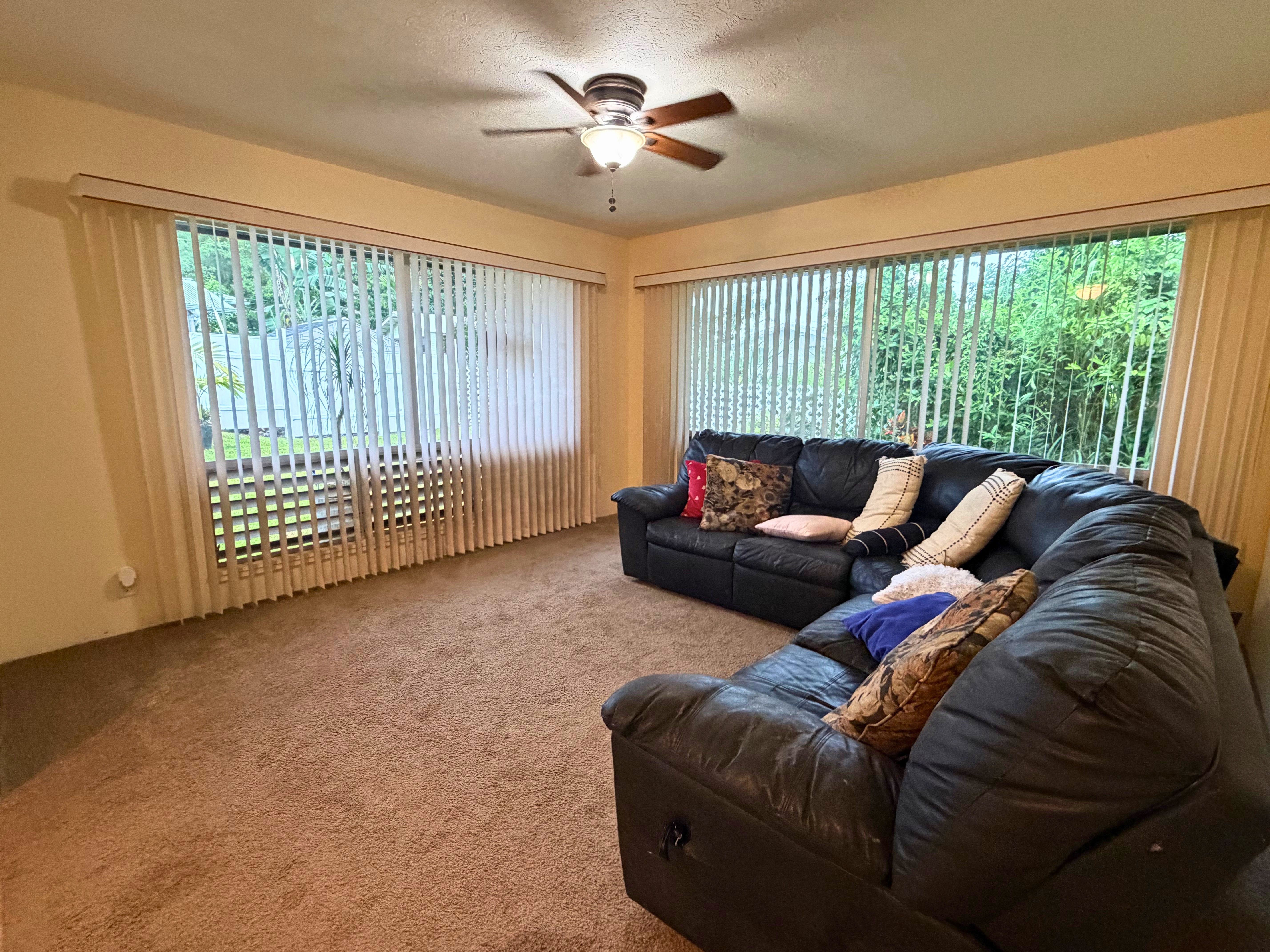 1379 Komohana St Property Photo 7