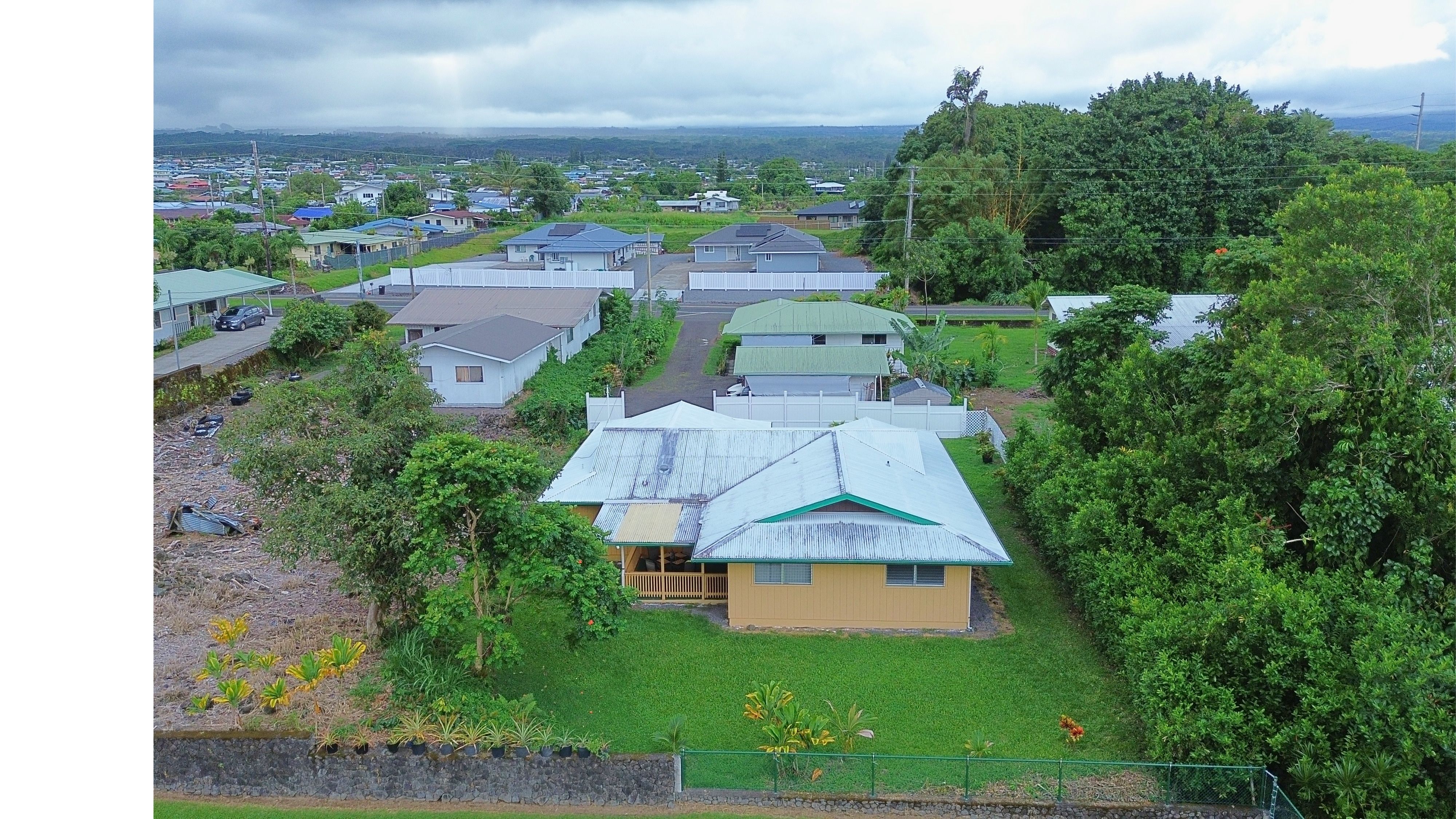 1379 Komohana St Property Photo 24