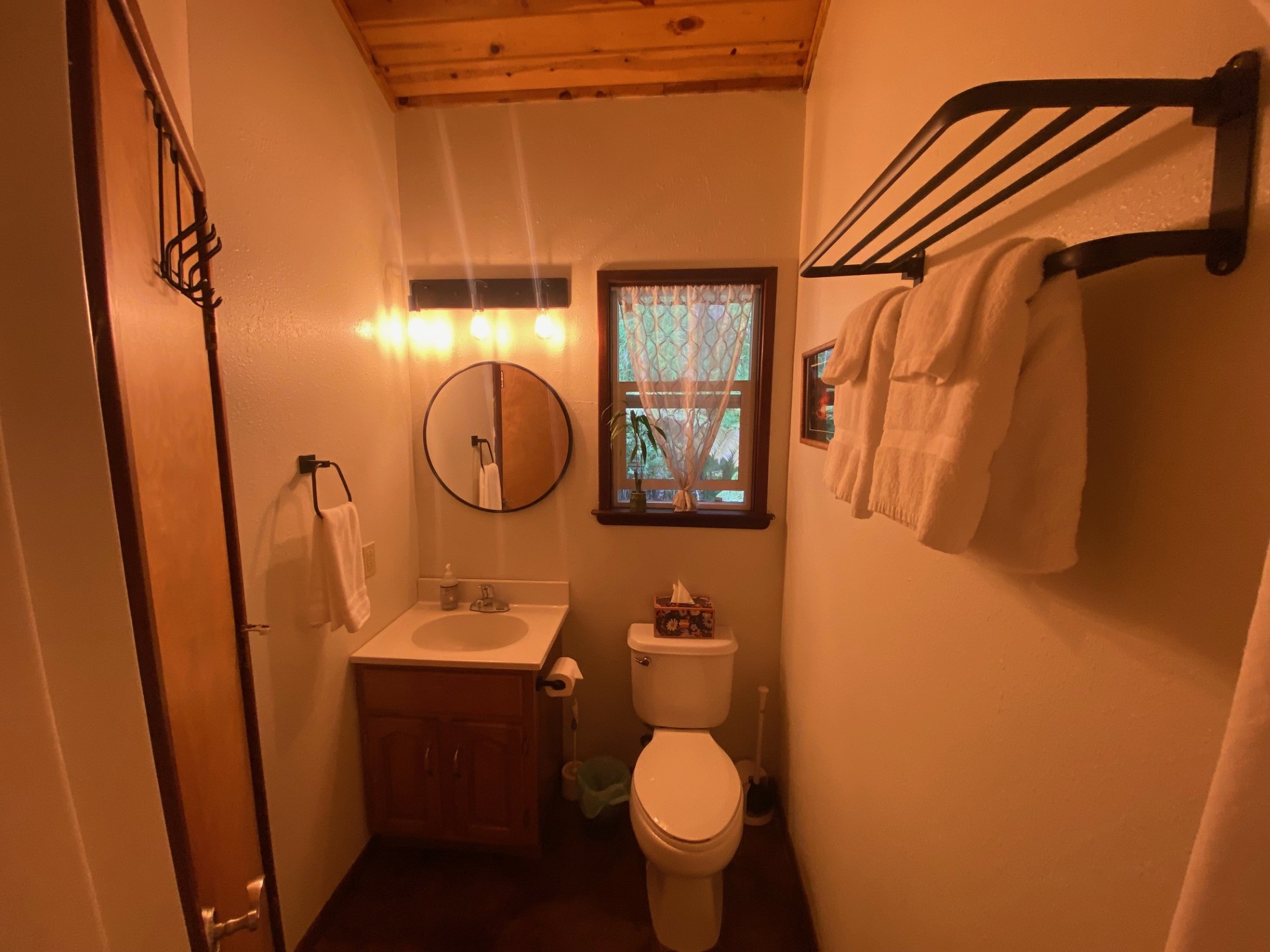 11-3806 Liona St Property Photo 10
