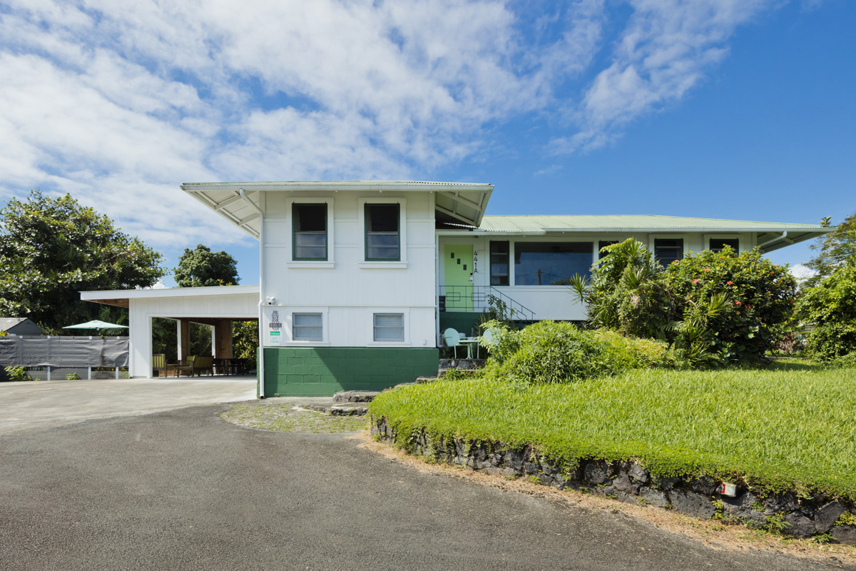 441 Mohouli St A & B Property Photo 2