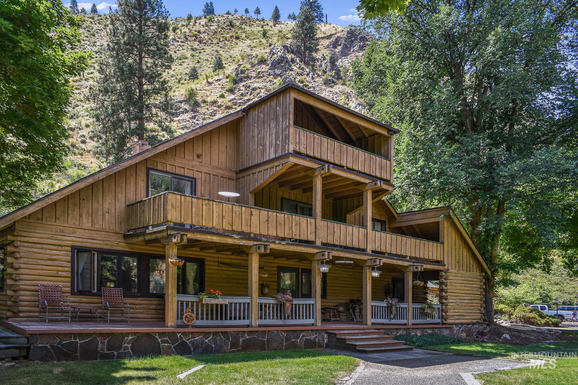 1590 Big Salmon River Rd Property Photo 2