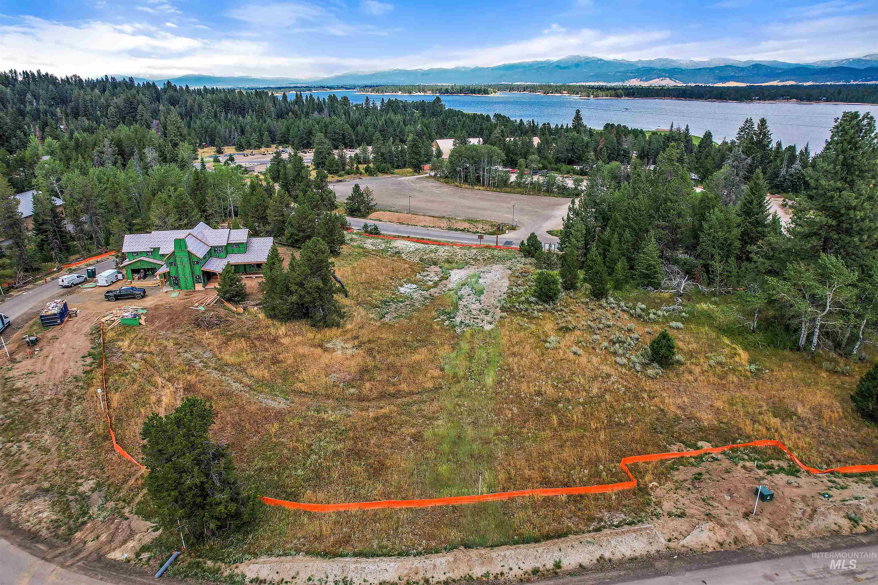 15 Aspen Glade Court Property Photo 15