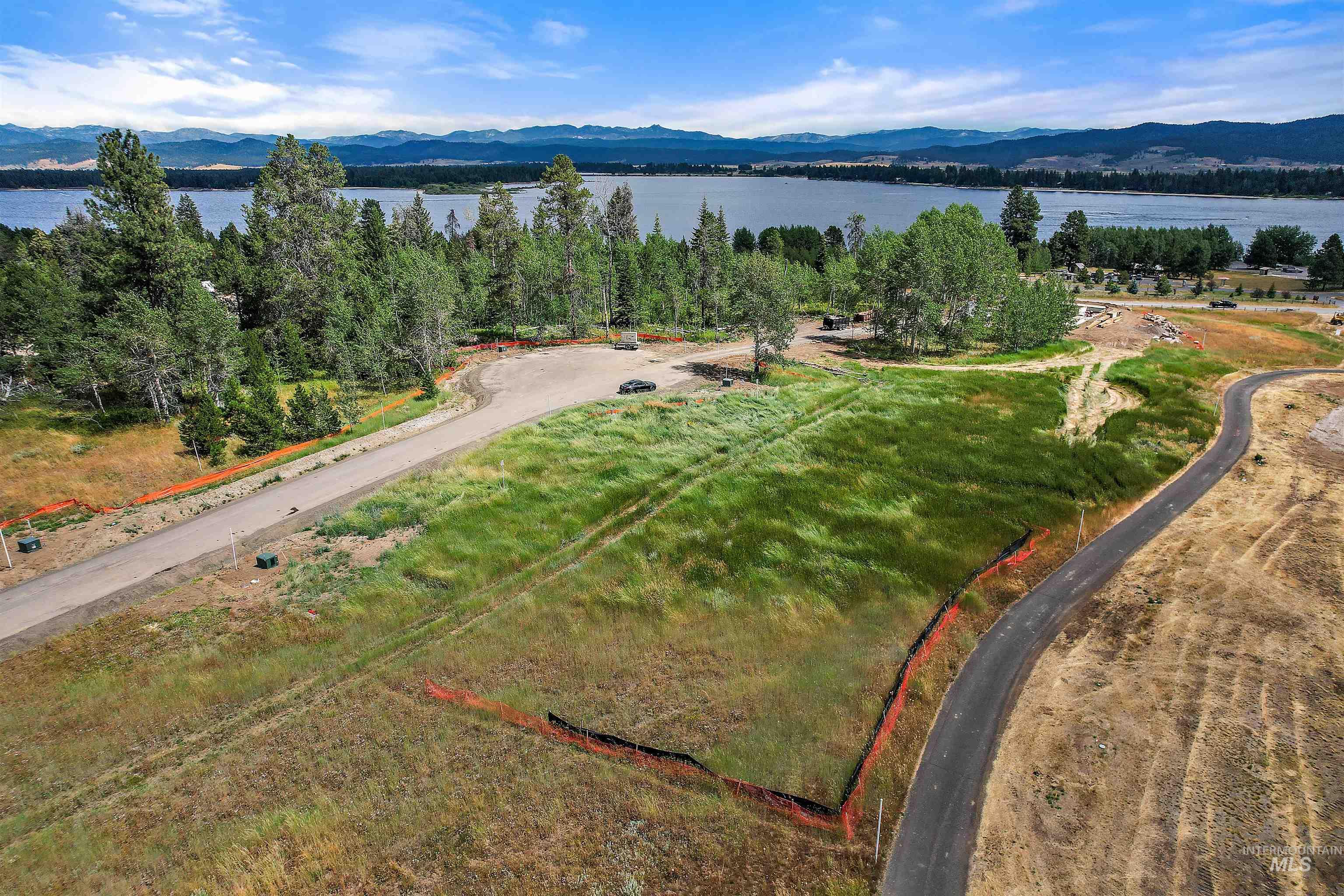 15 Aspen Glade Court Property Photo 20