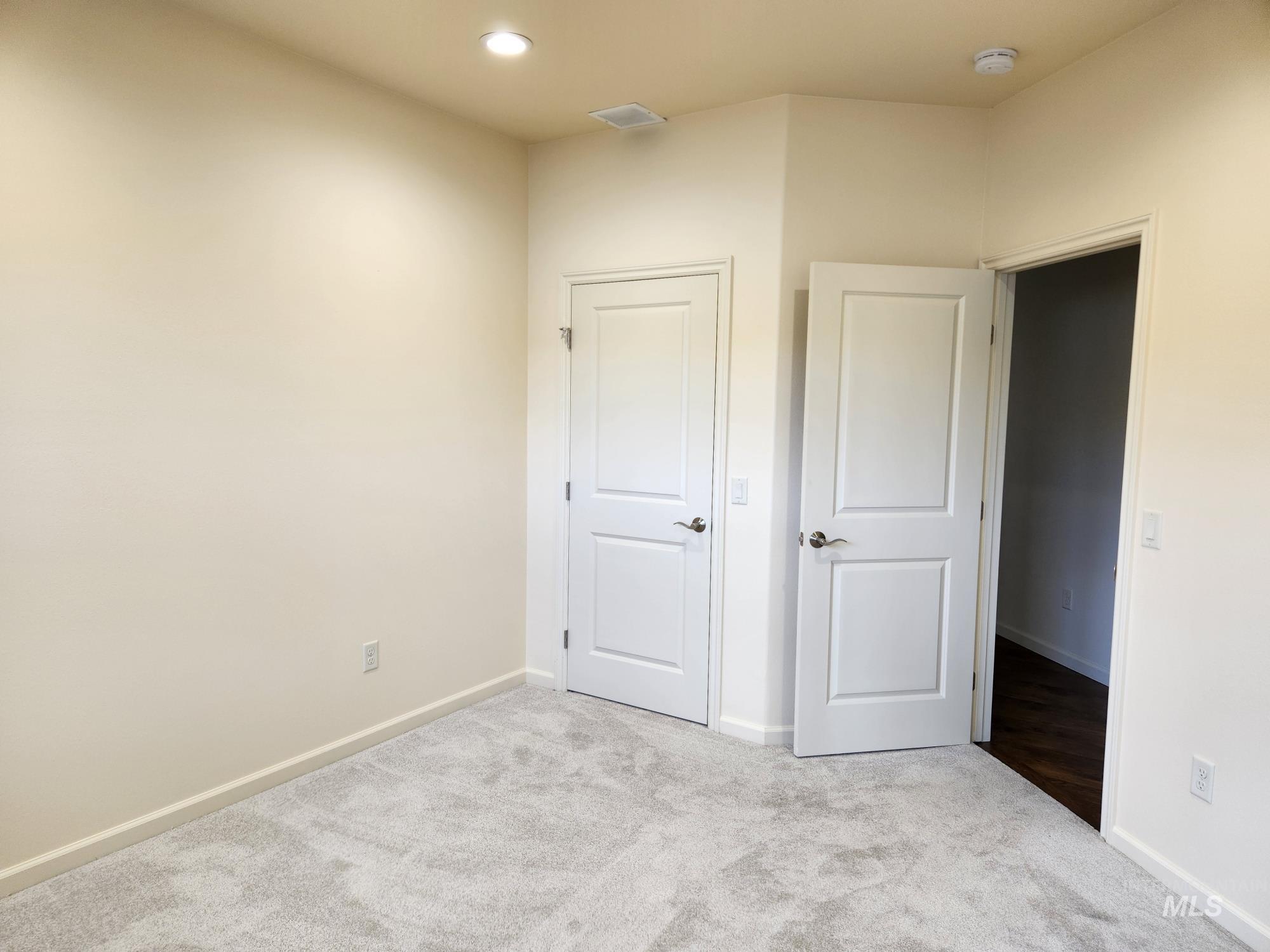 109 Austin Lane Property Photo 27