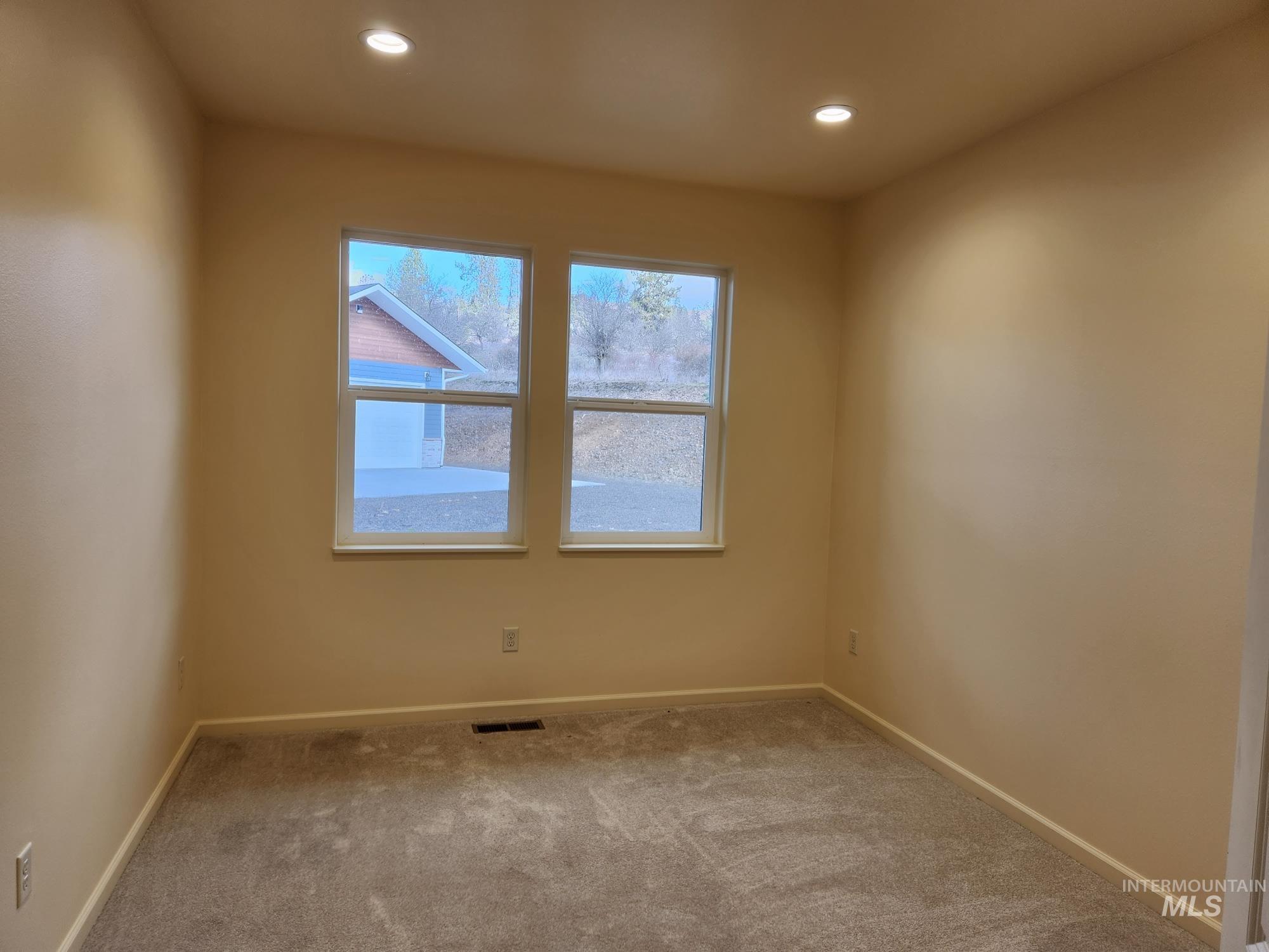109 Austin Lane Property Photo 28