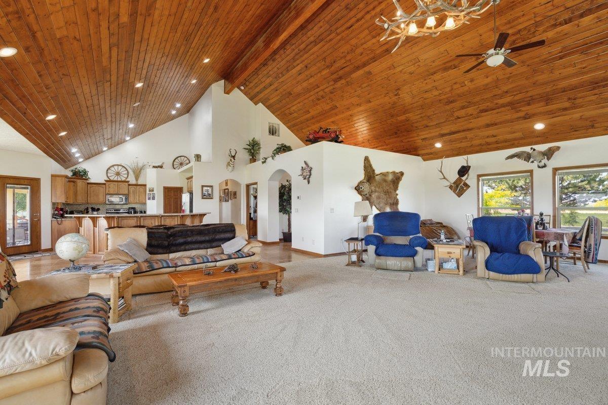 4367 W Central Property Photo 8
