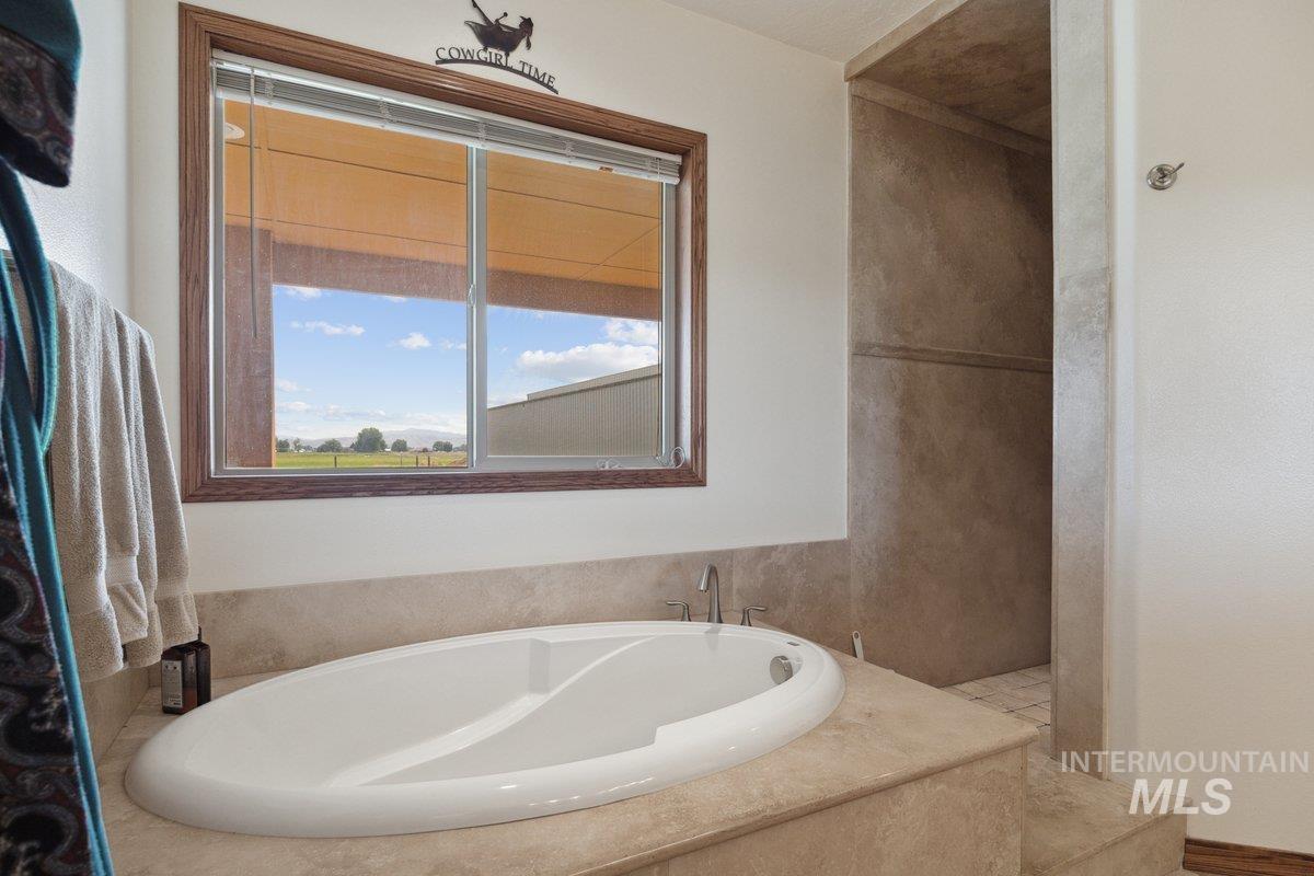 4367 W Central Property Photo 19