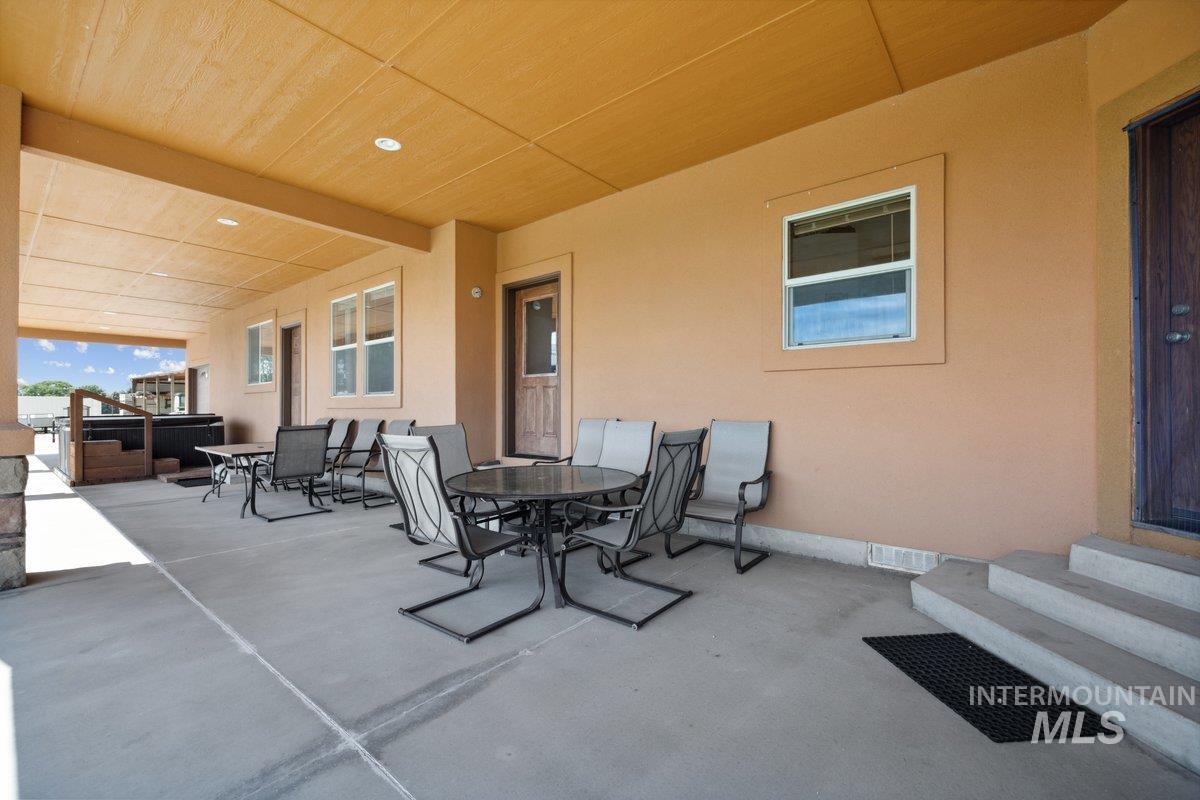 4367 W Central Property Photo 26
