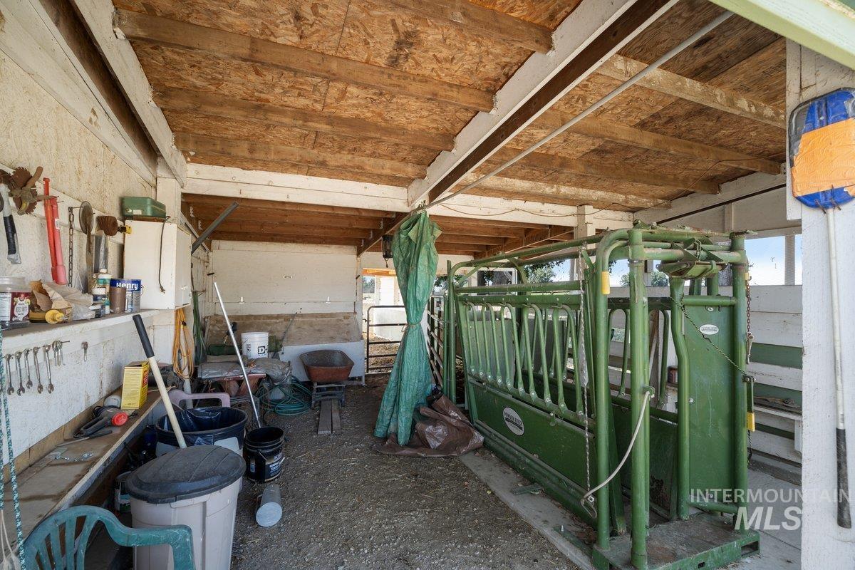 4367 W Central Property Photo 34