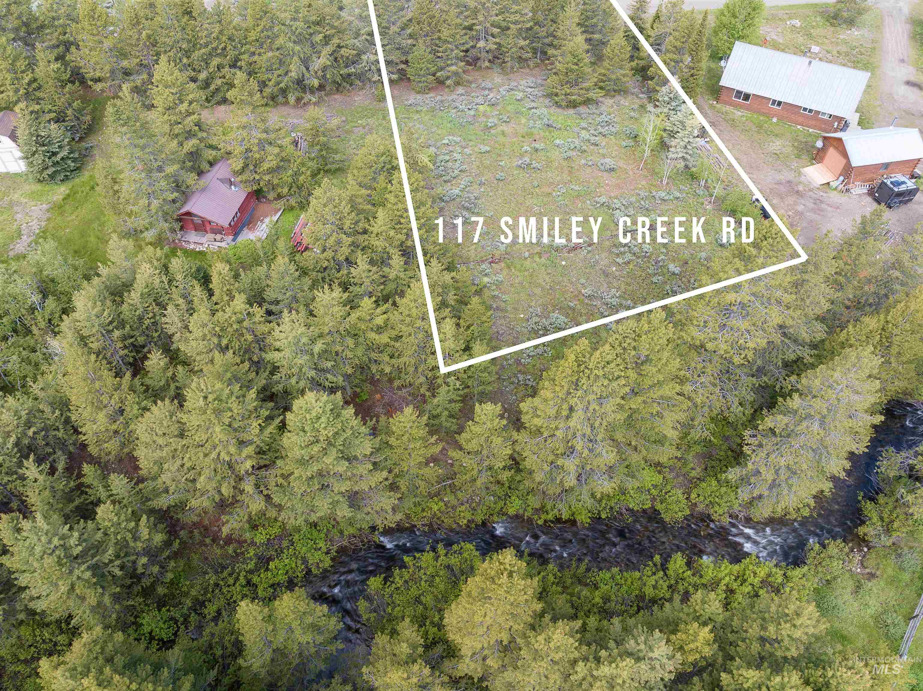 117 Smiley Creek Rd Property Photo 10