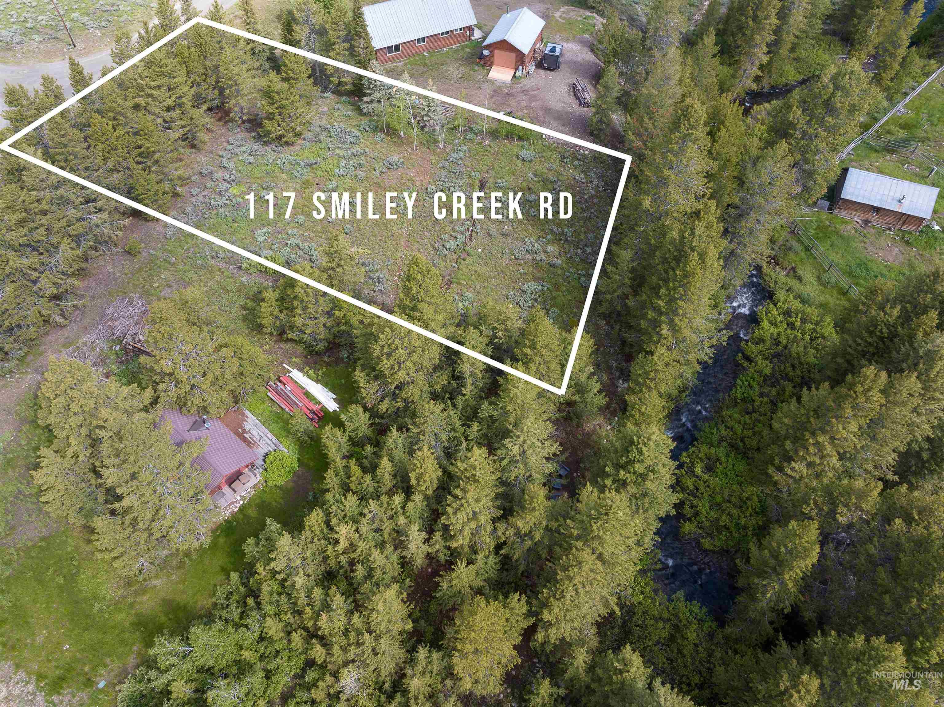 117 Smiley Creek Rd Property Photo 11