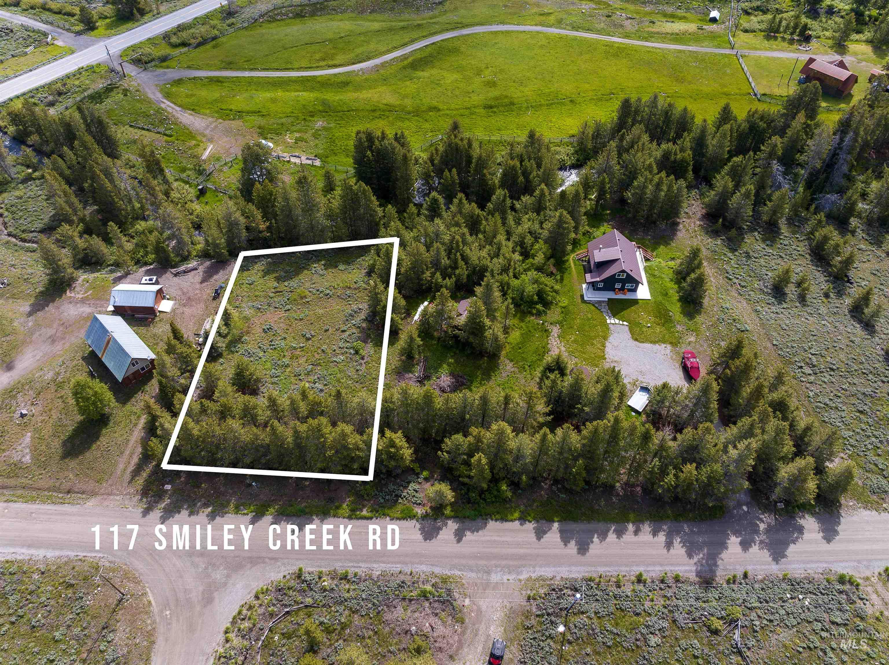 117 Smiley Creek Rd Property Photo 12