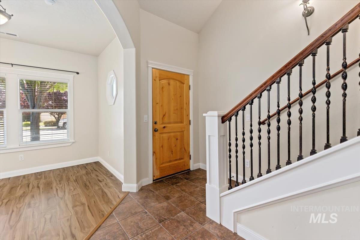 1826 E Sagemoor Property Photo 3