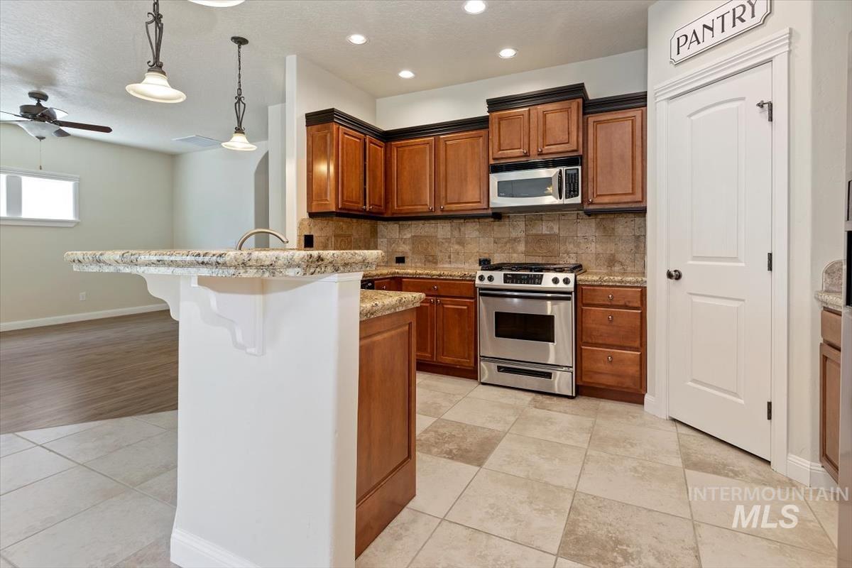 1826 E Sagemoor Property Photo 6