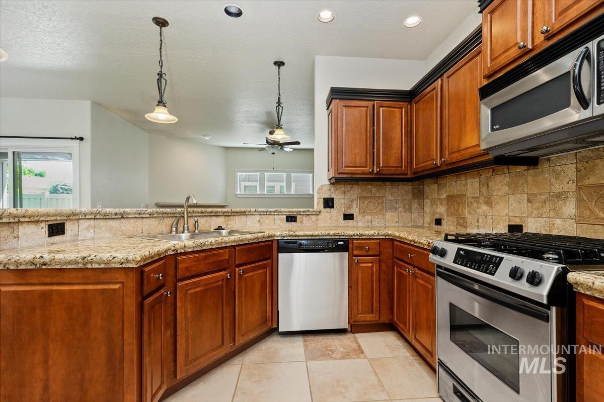 1826 E Sagemoor Property Photo 14