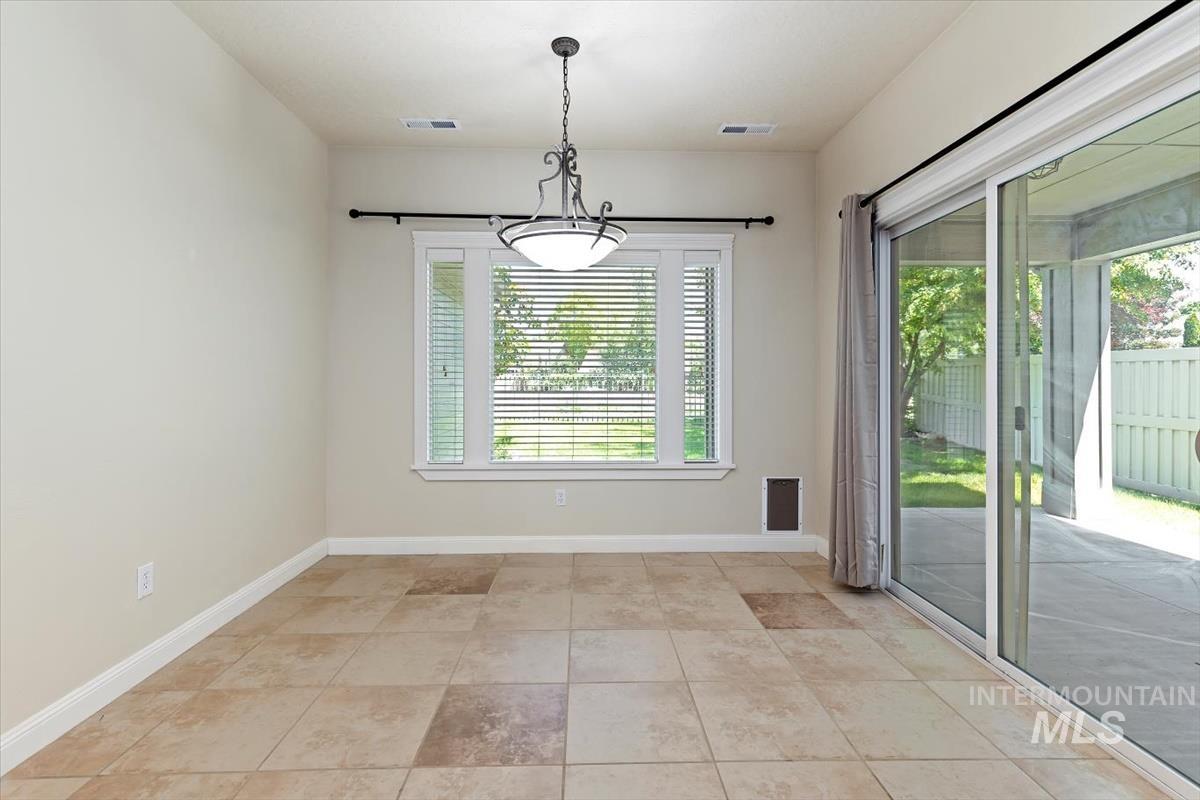 1826 E Sagemoor Property Photo 17