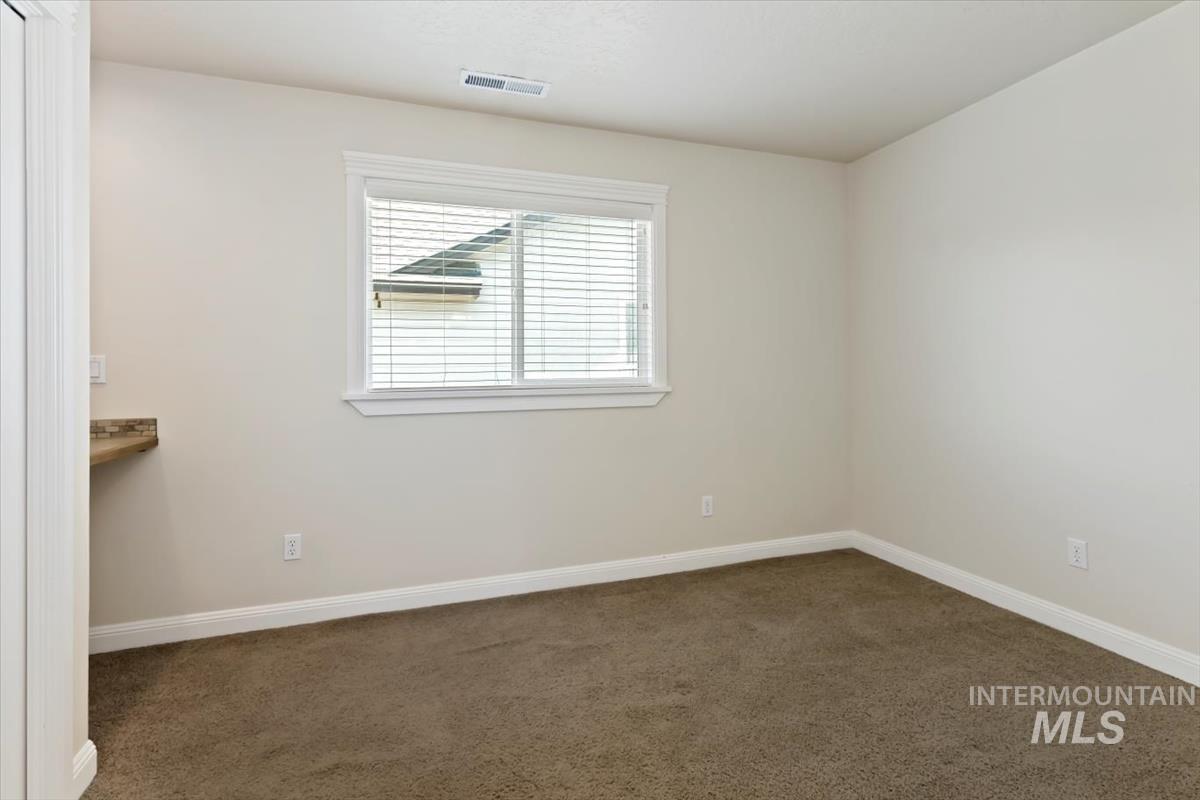 1826 E Sagemoor Property Photo 25